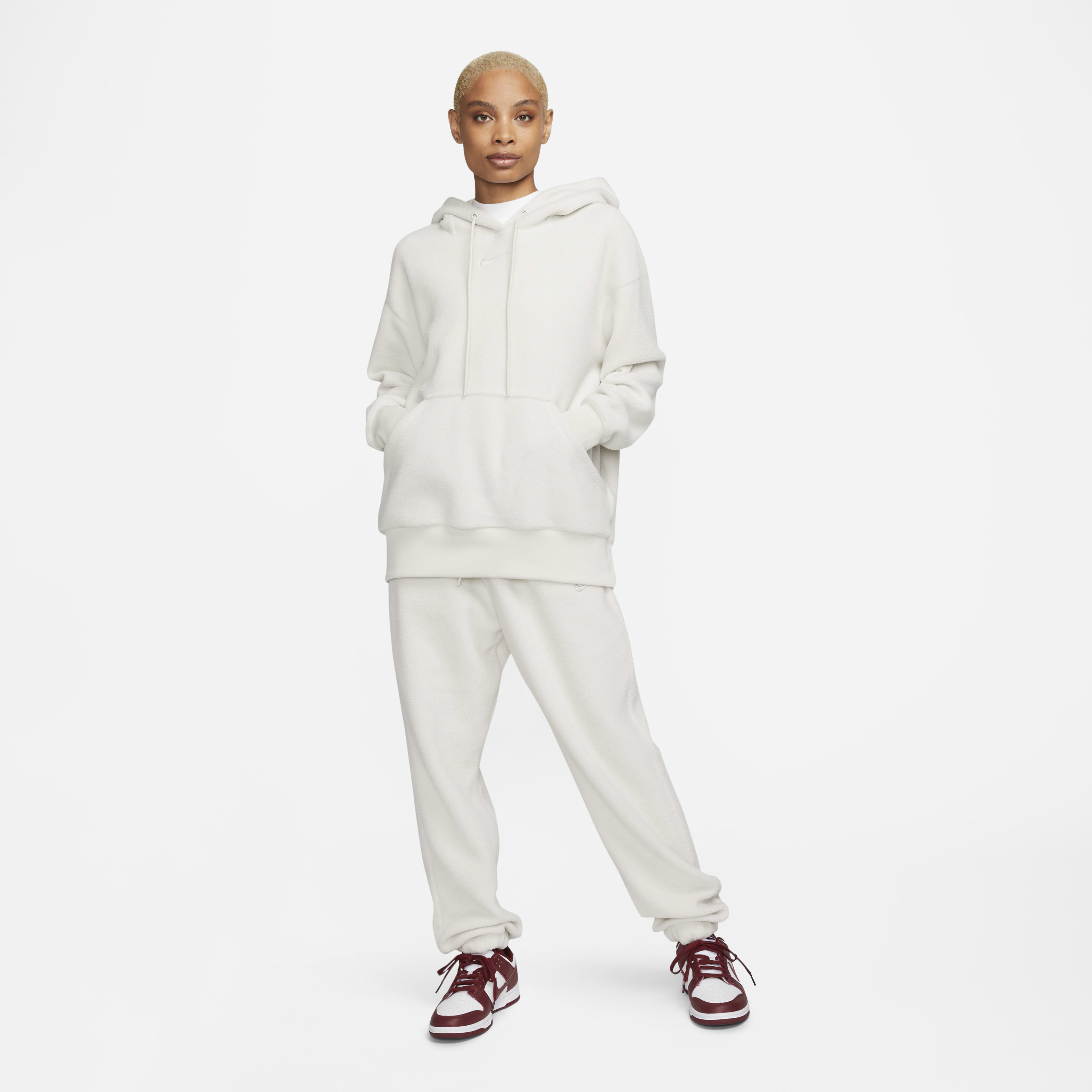 Nike Sportswear Plush image number 4