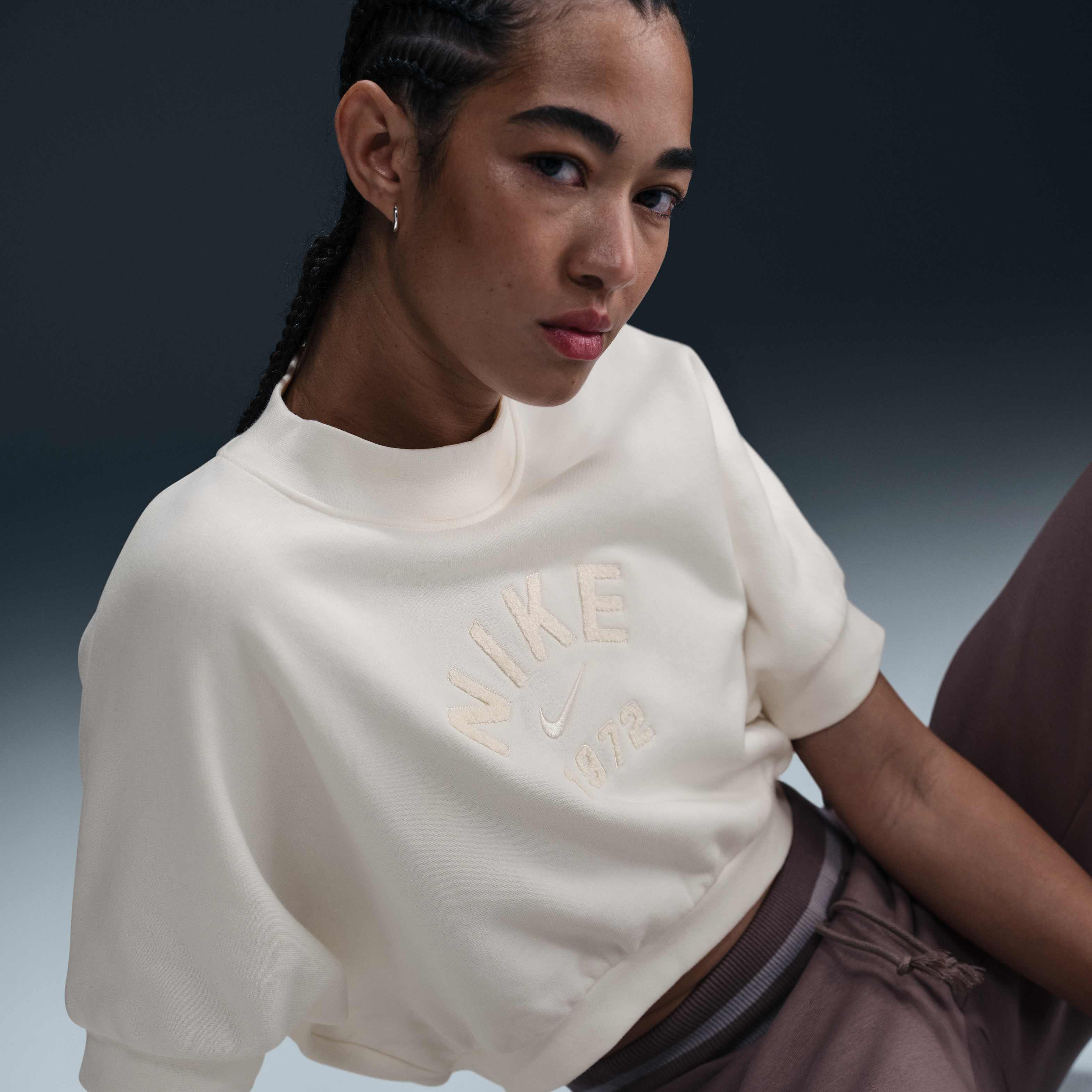 Nike Sportswear Collection image number 2