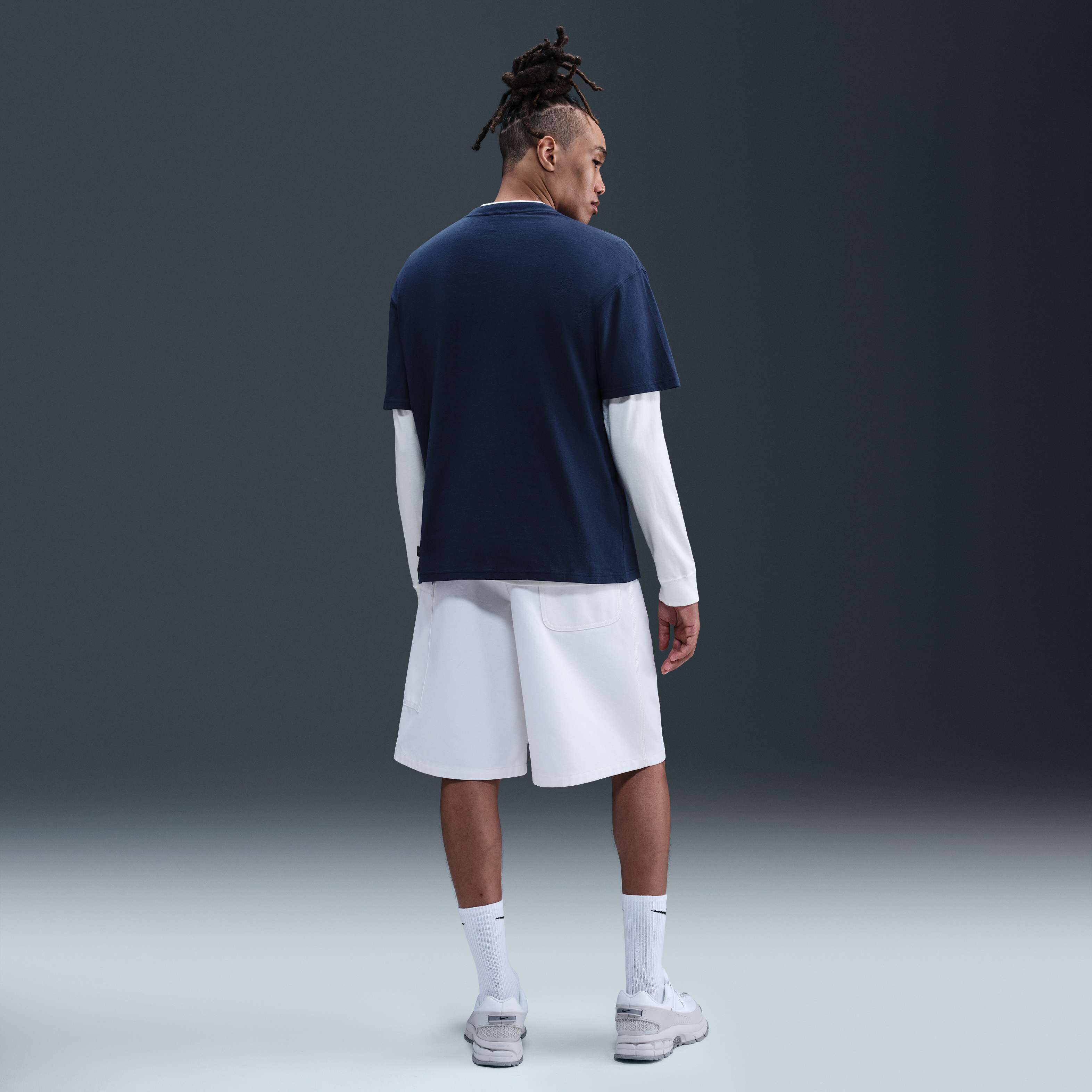 Nike Sportswear Monarch image number 4