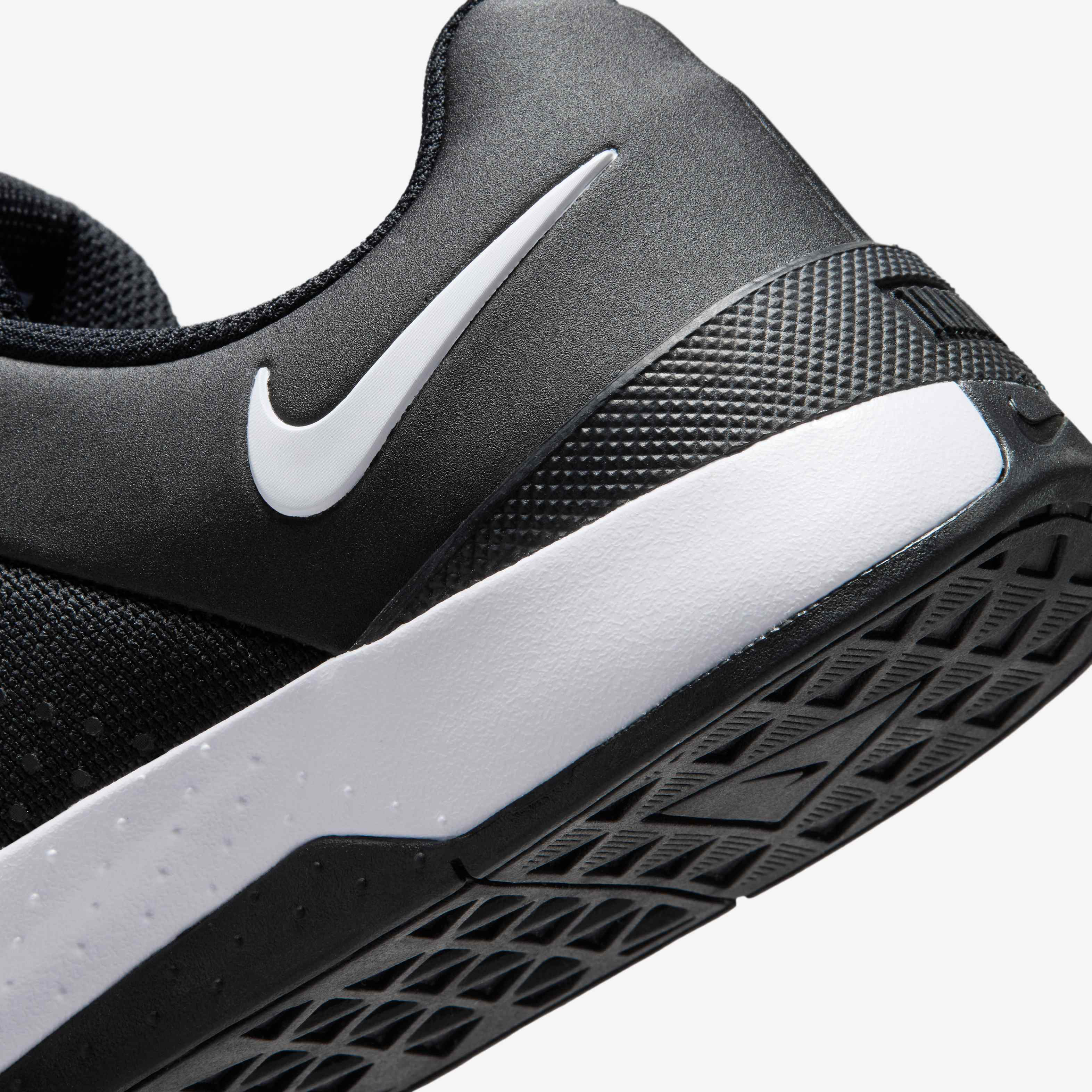 Nike MC Trainer 4 image number 7