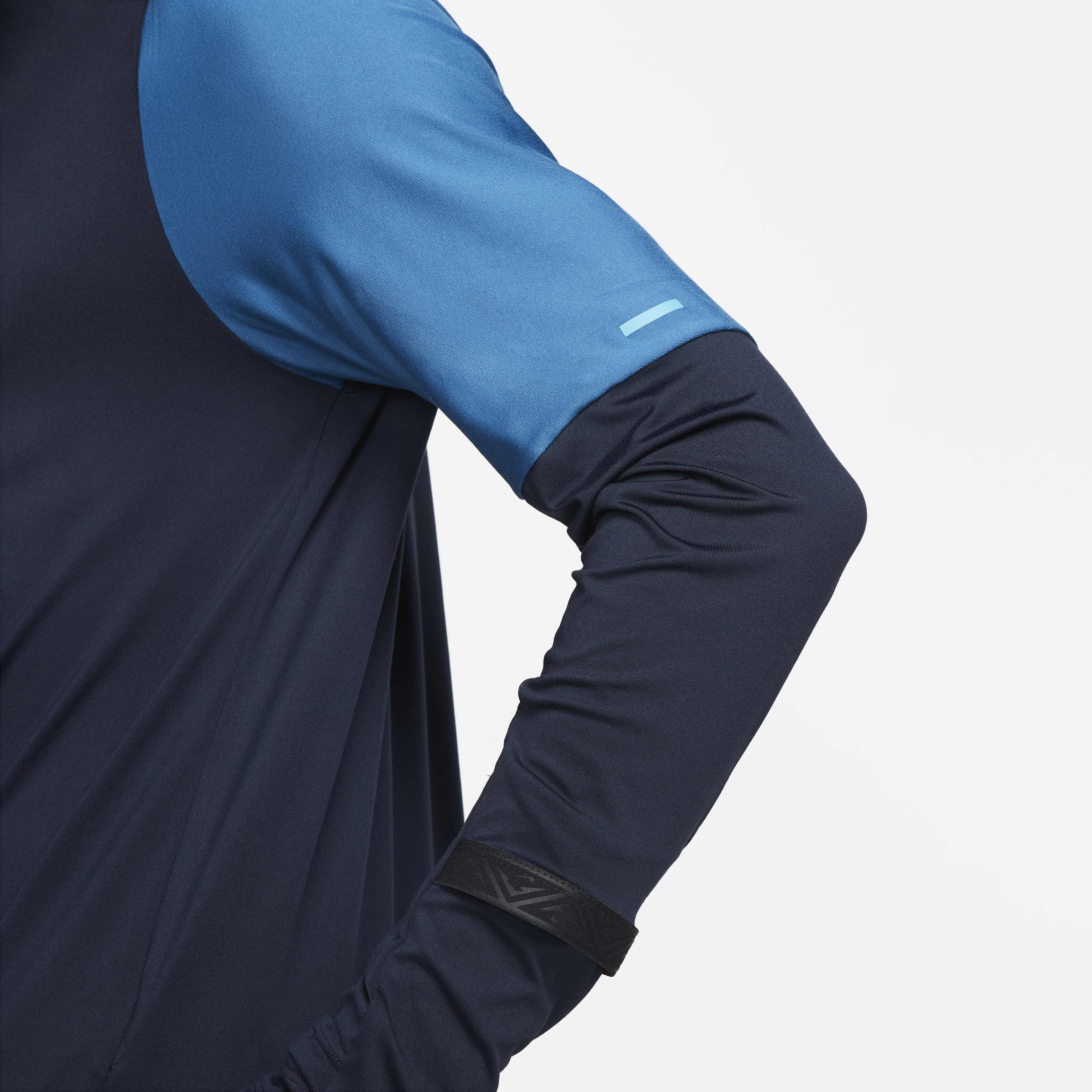 نايكي دراي-فت تريل image number 3