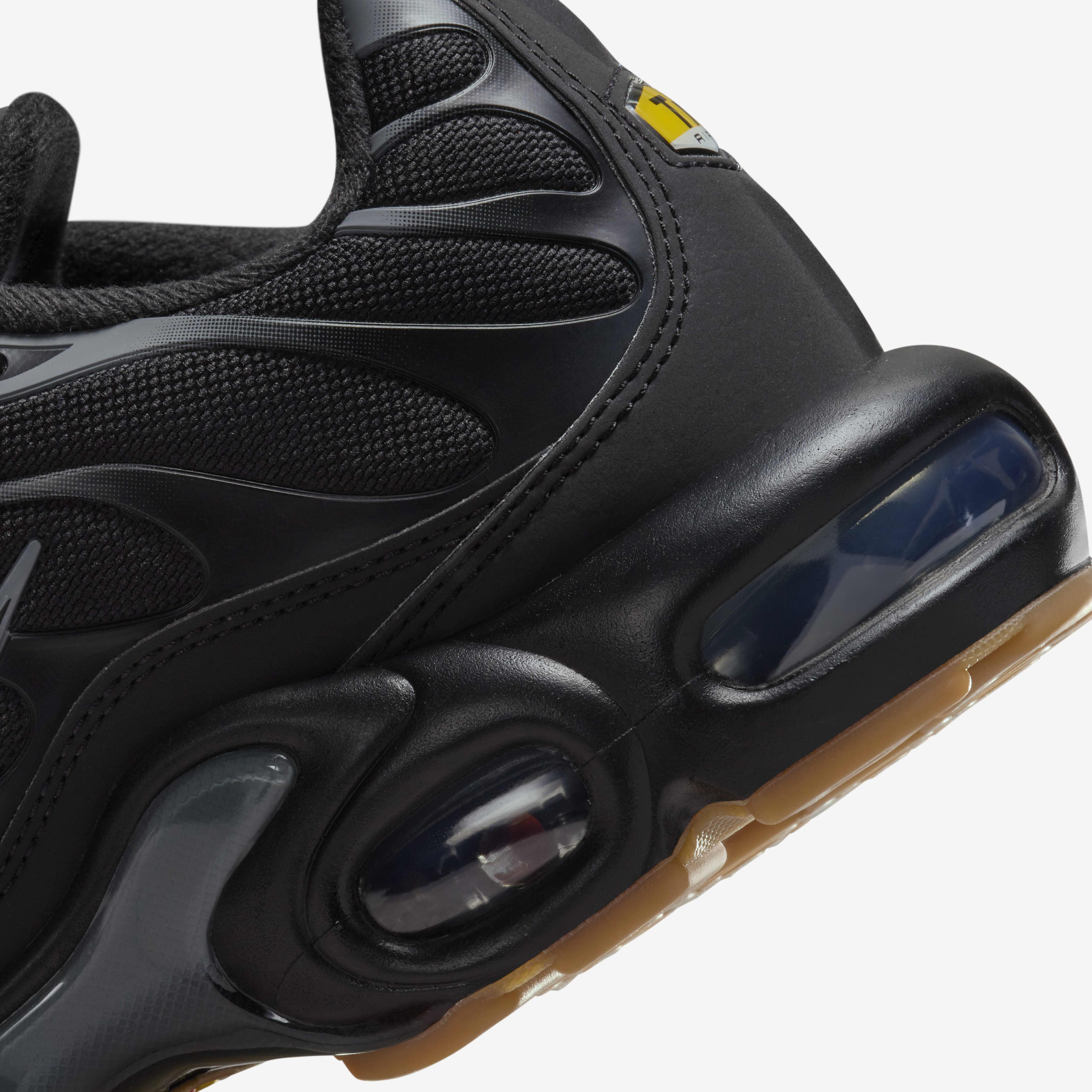 Nike Air Max Plus image number 7
