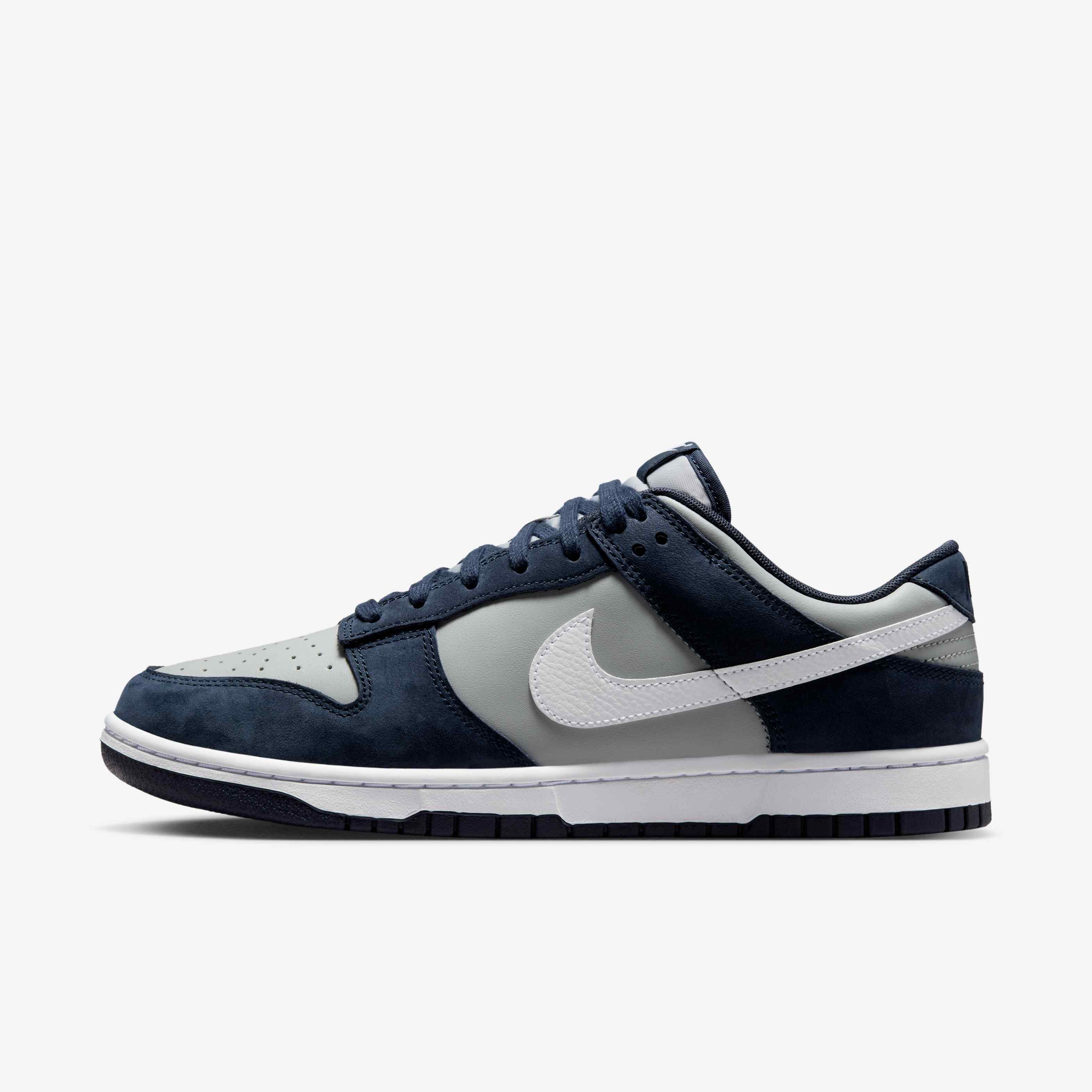 Nike Dunk Low image number 0