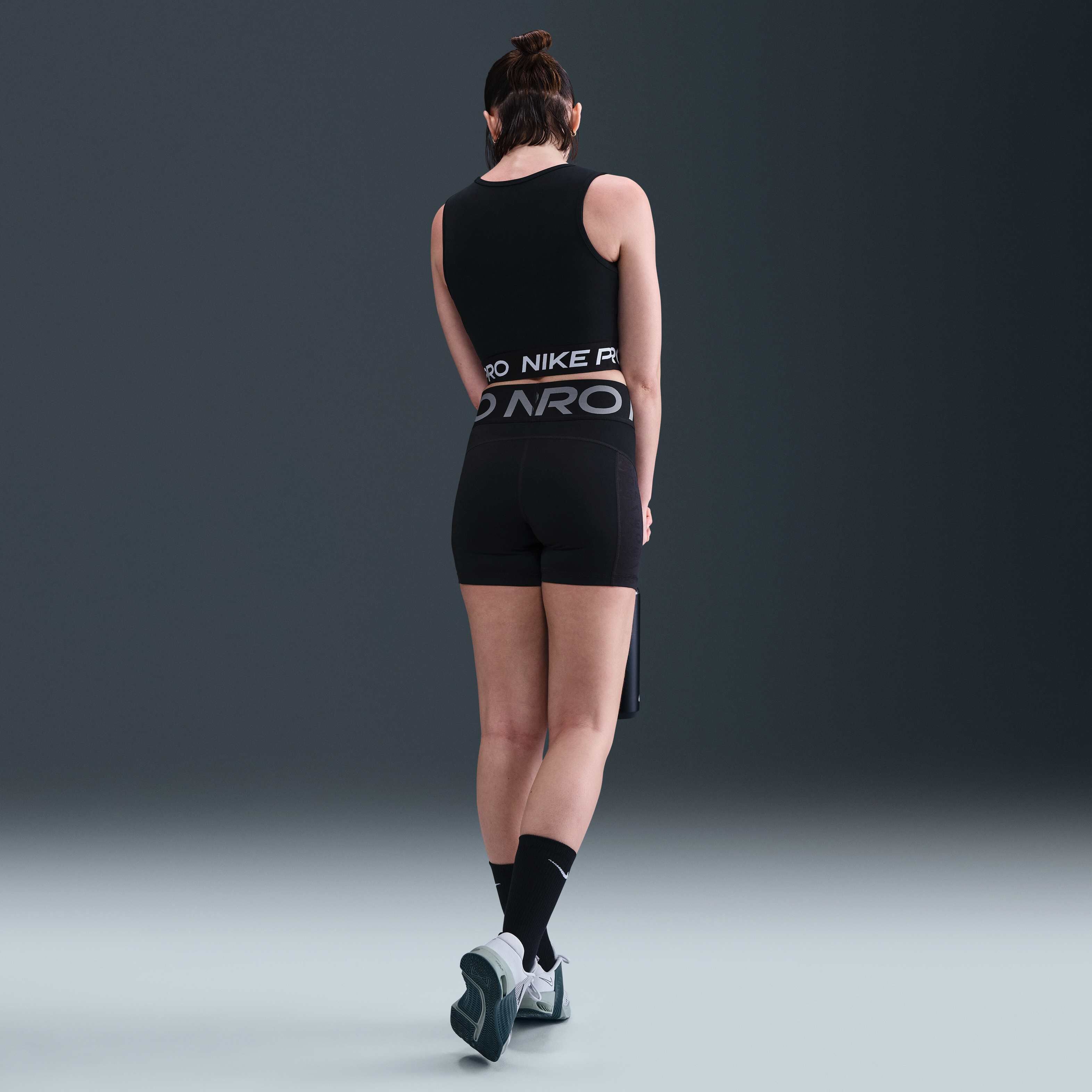 Nike Pro Sculpt image number 3