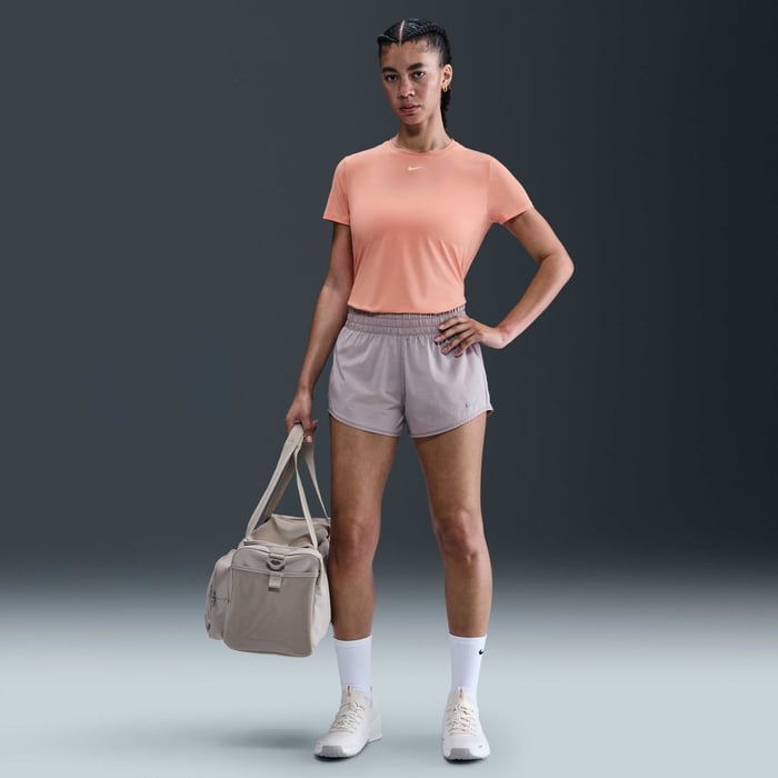 Nike One Classic image number 3 Nike One Classic image number 3