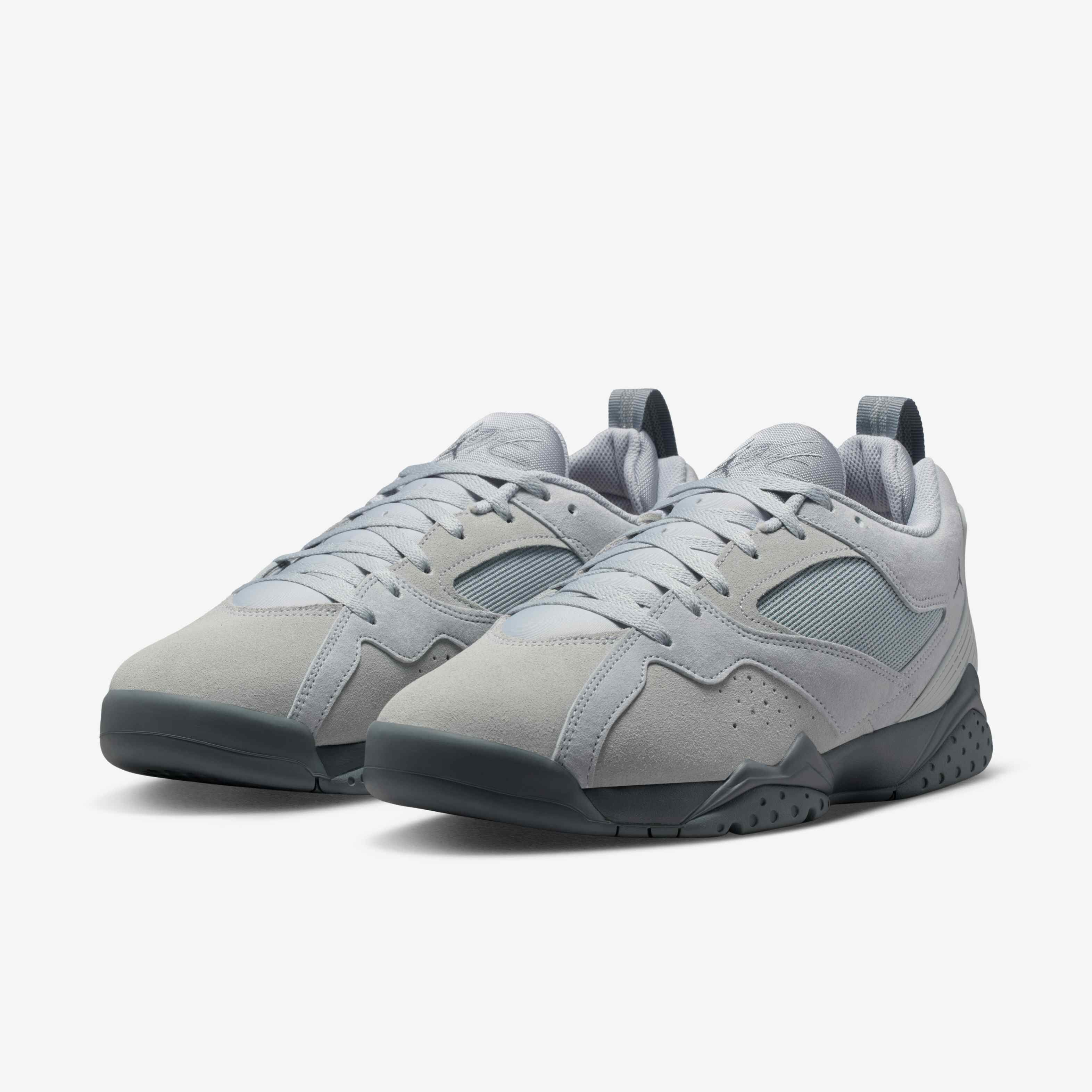 Air Jordan MVP 92 image number 4