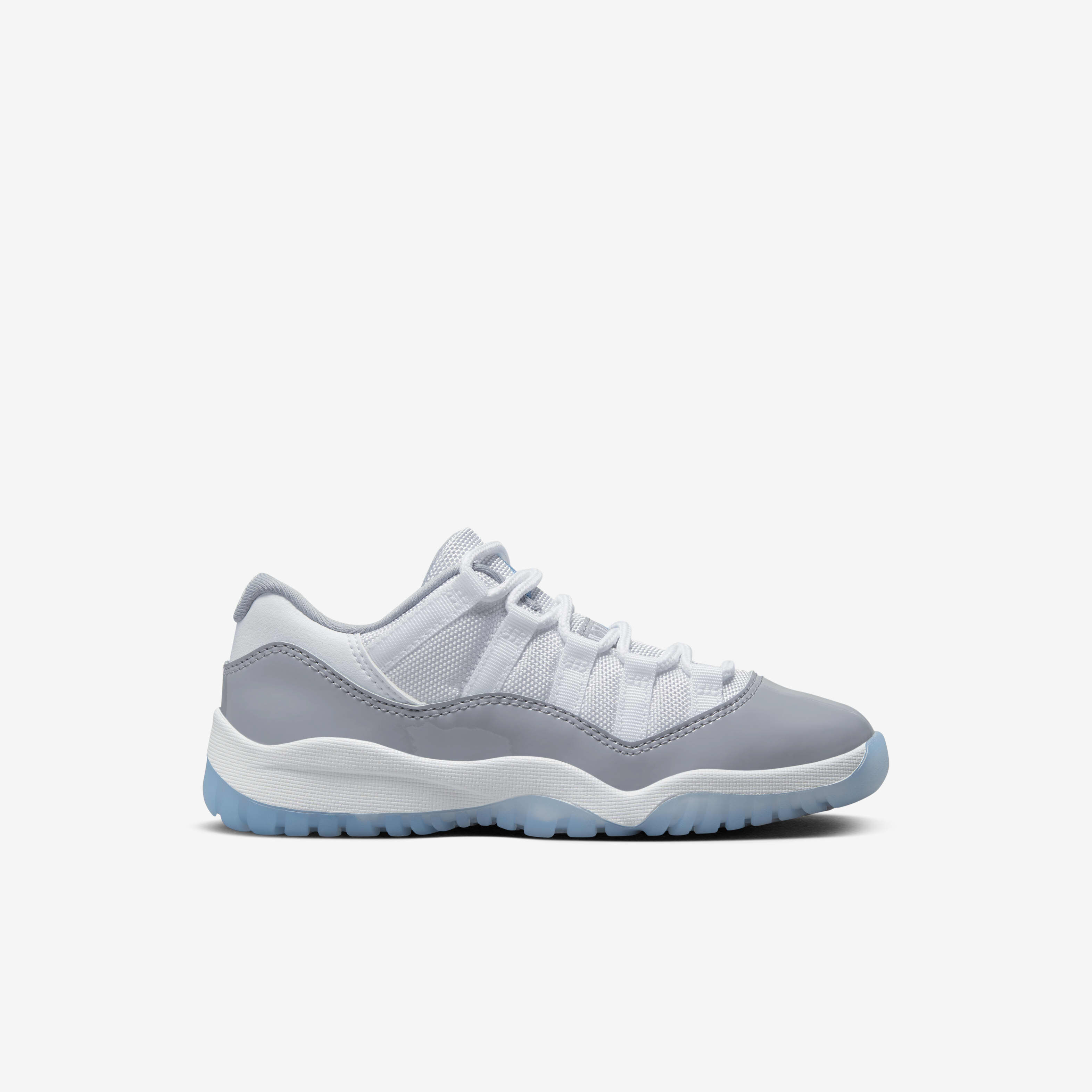 Air Jordan 11 Retro Low image number 2