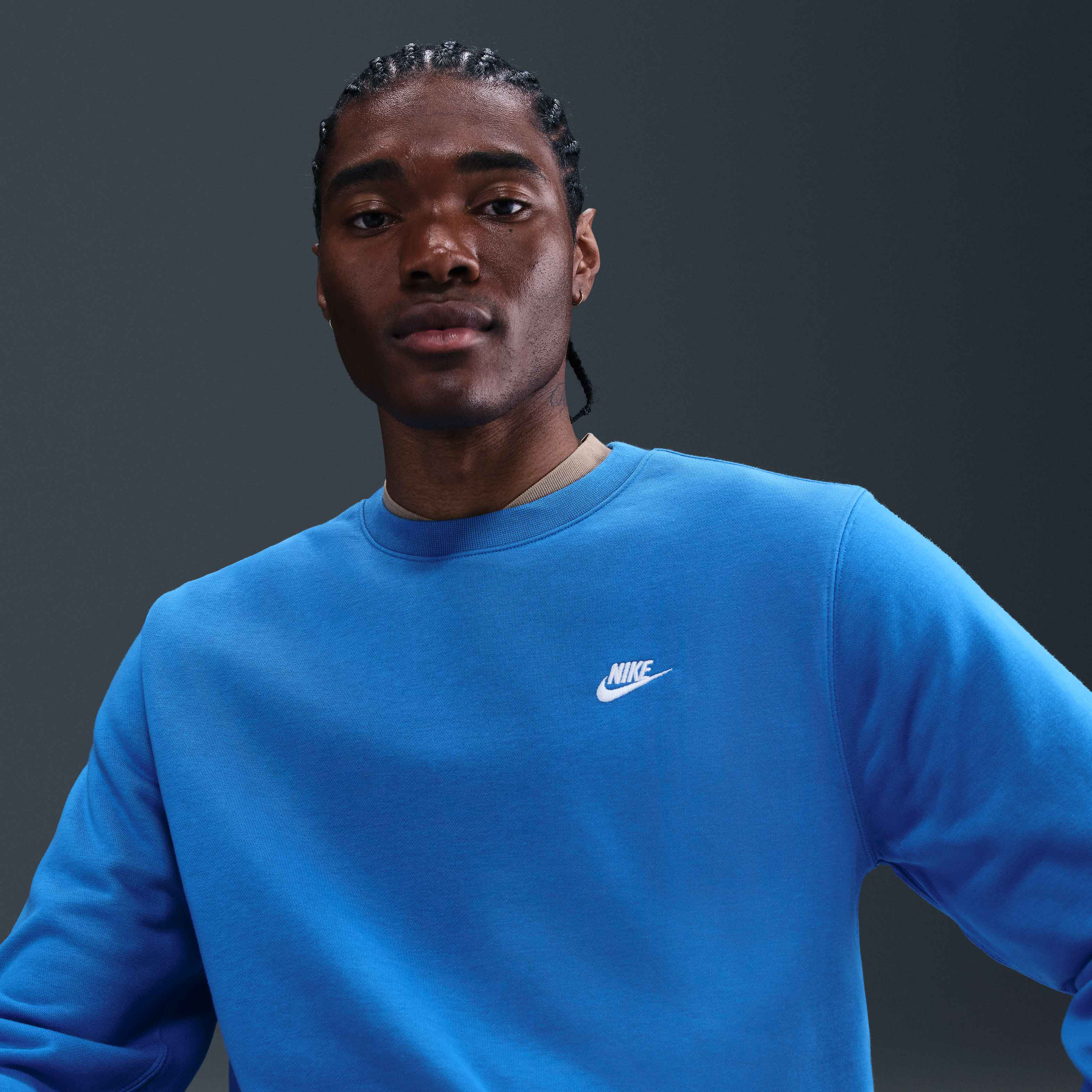 Nike Club image number 2