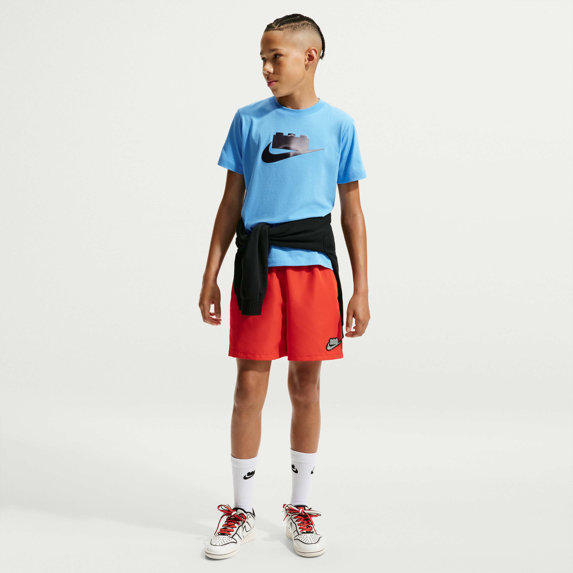 Zoom image