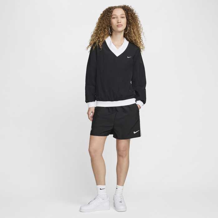 Nike Sportswear Essential image number 5 Nike Sportswear Essential image number 5