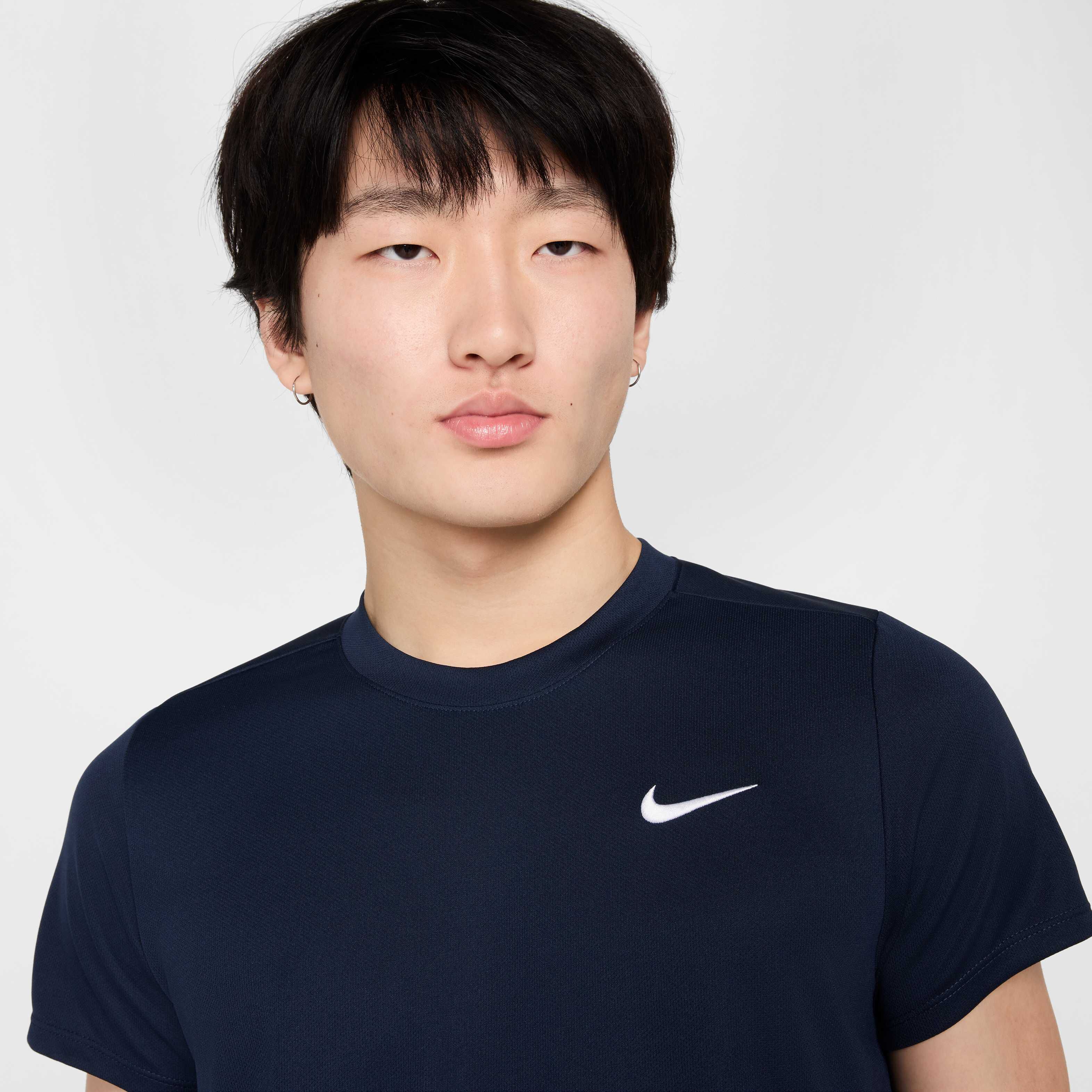 NikeCourt Victory image number 2