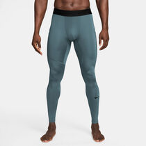 Nike Pro