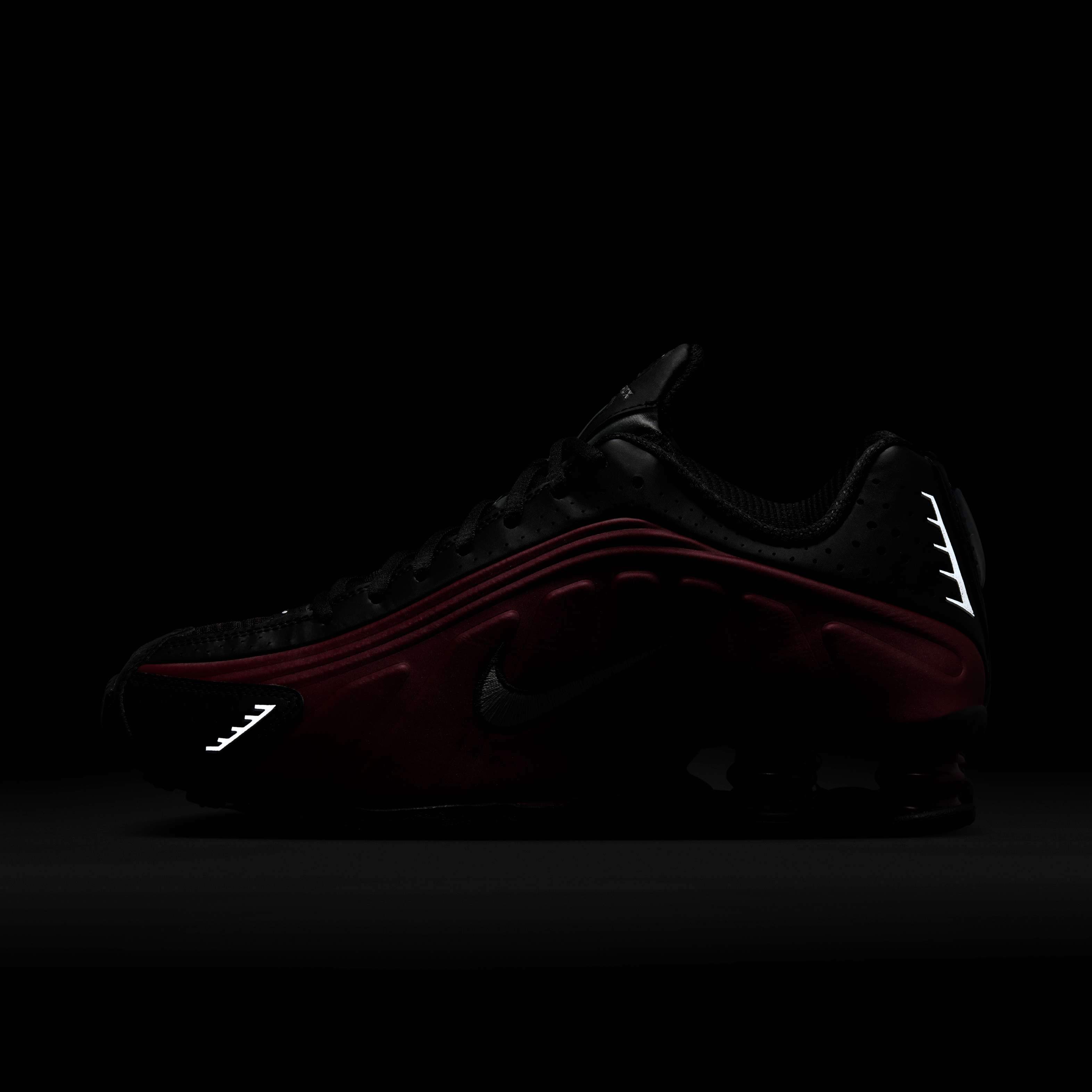 Nike Shox R4 image number 10