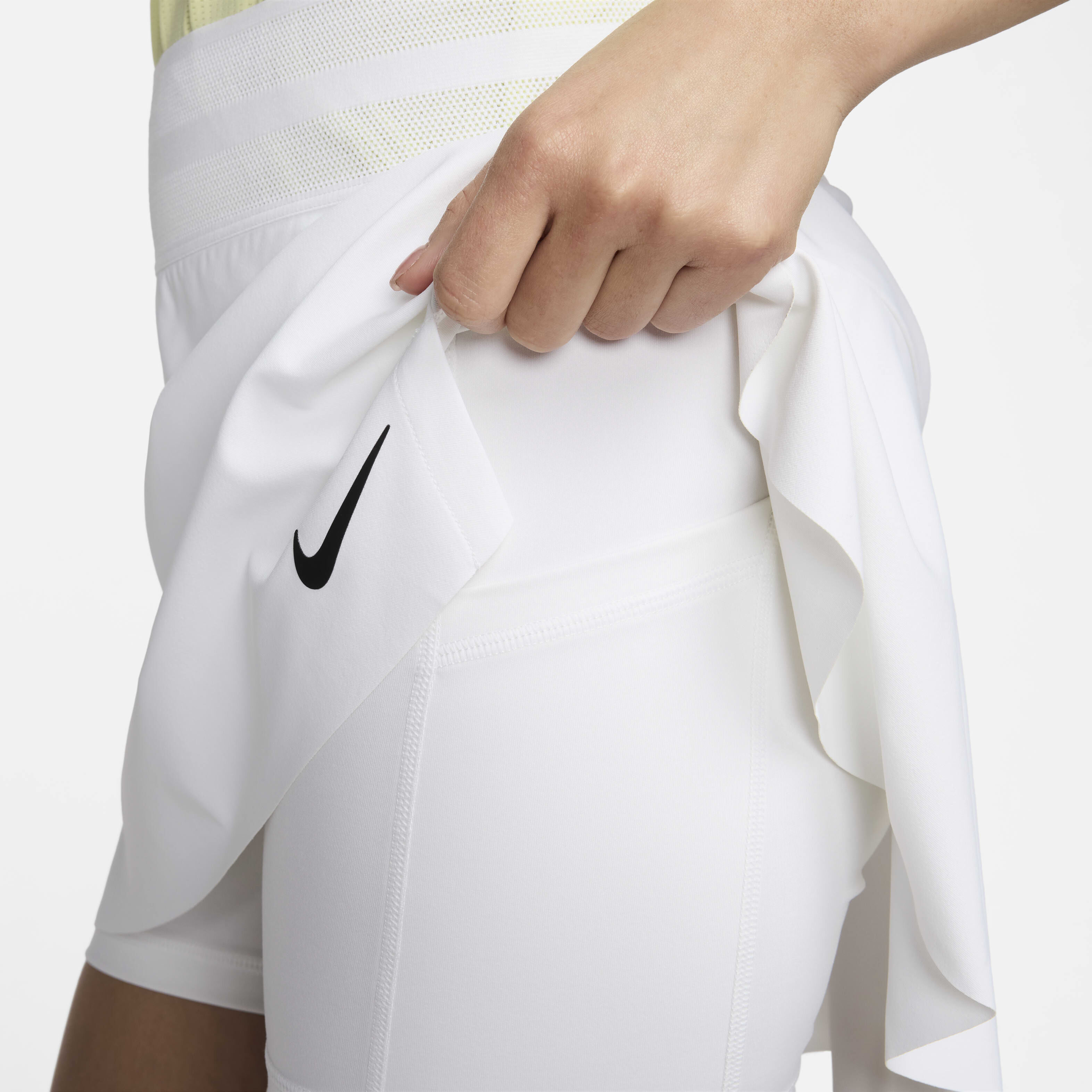NikeCourt Slam image number 3