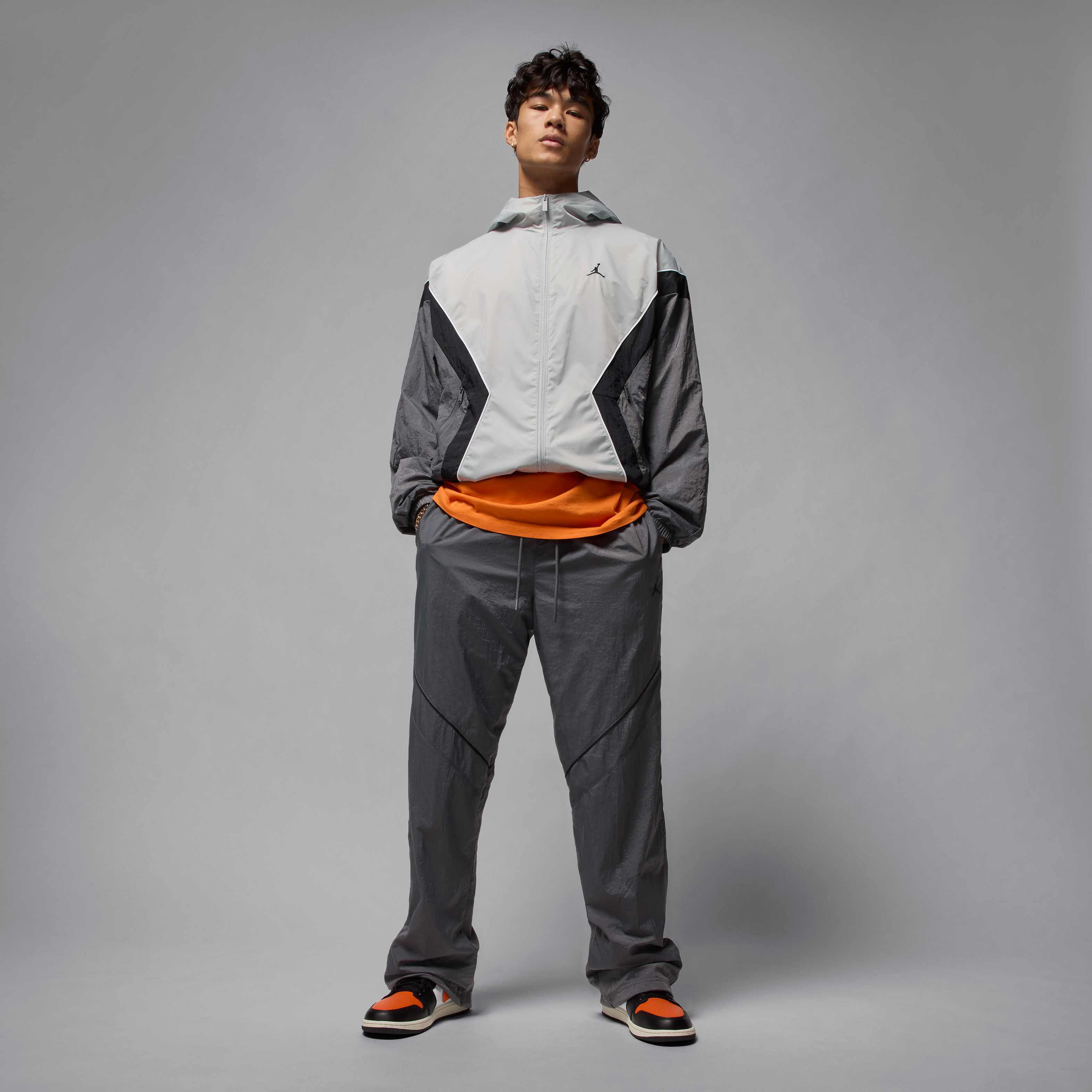 Jordan Brooklyn image number 5