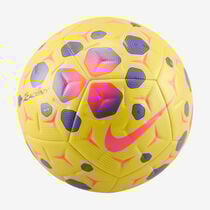 نايكي أكاديمي