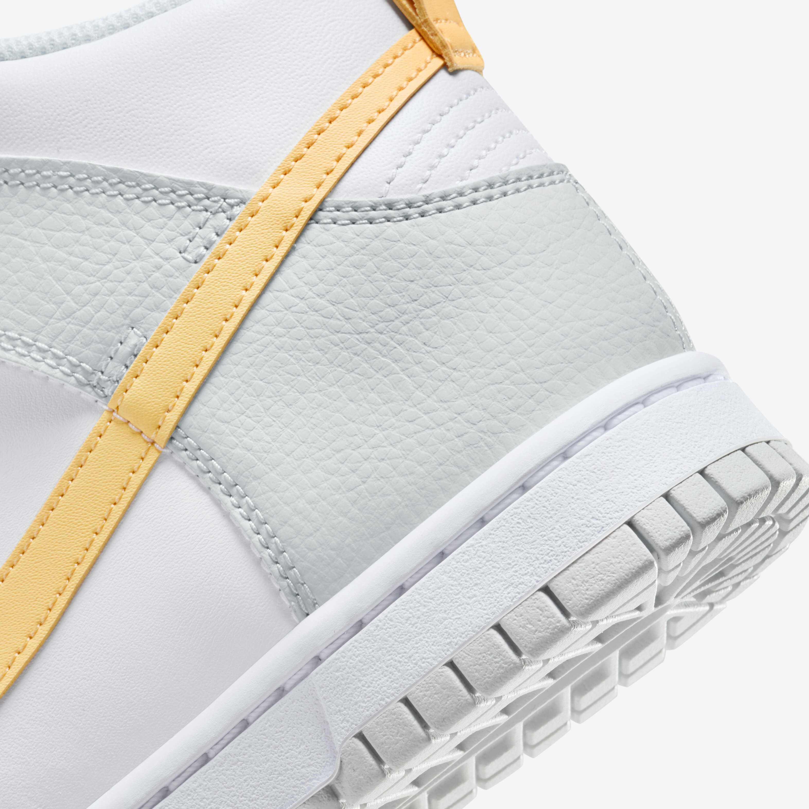 Nike Dunk High image number 7