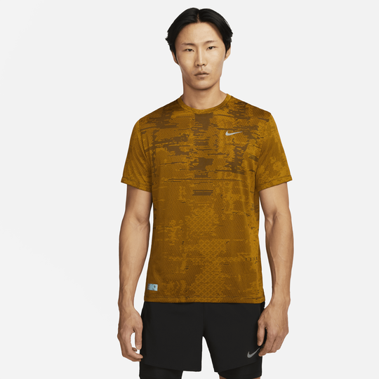 Nike yellow 2025 running top