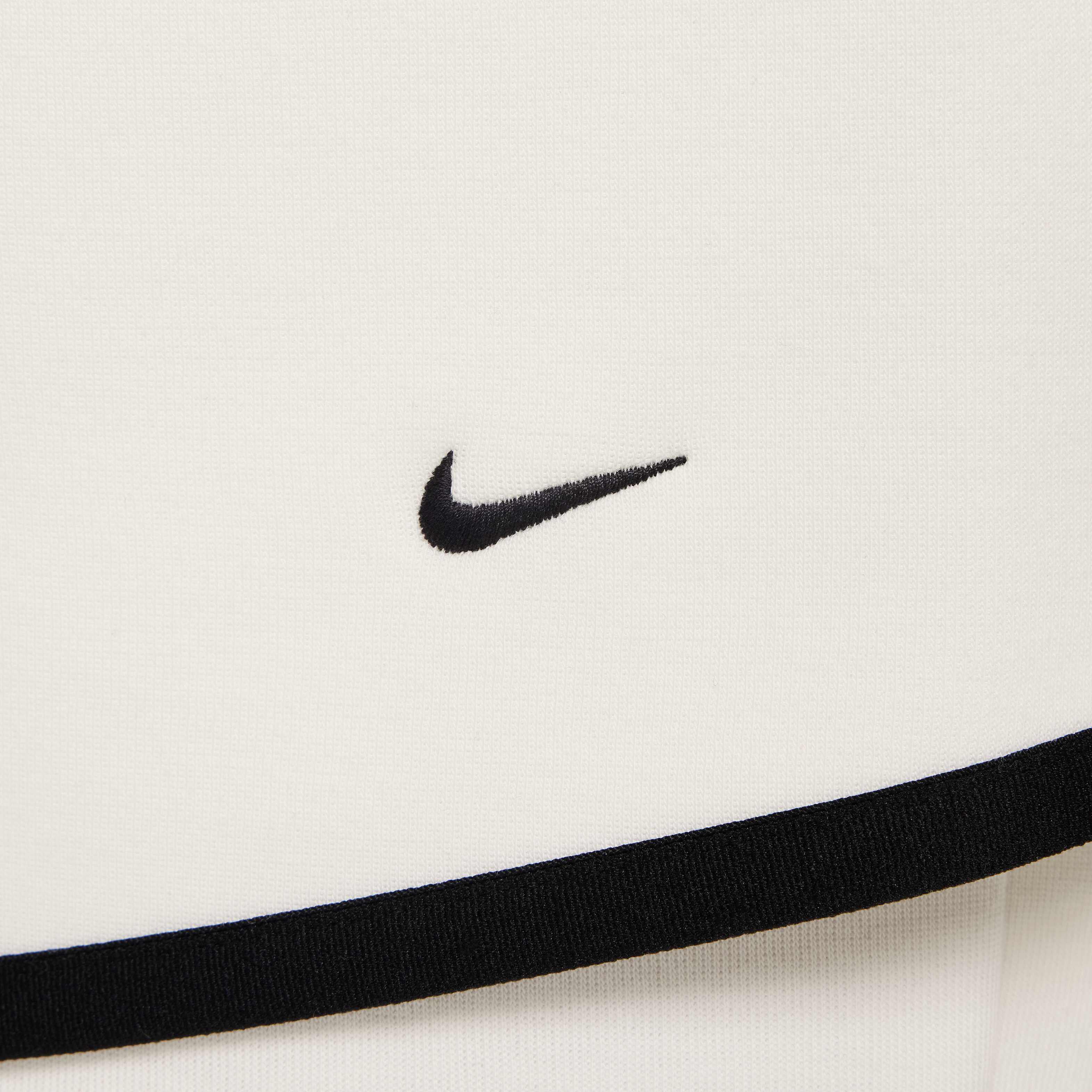 Nike Sportswear Tech Fleece image number 6