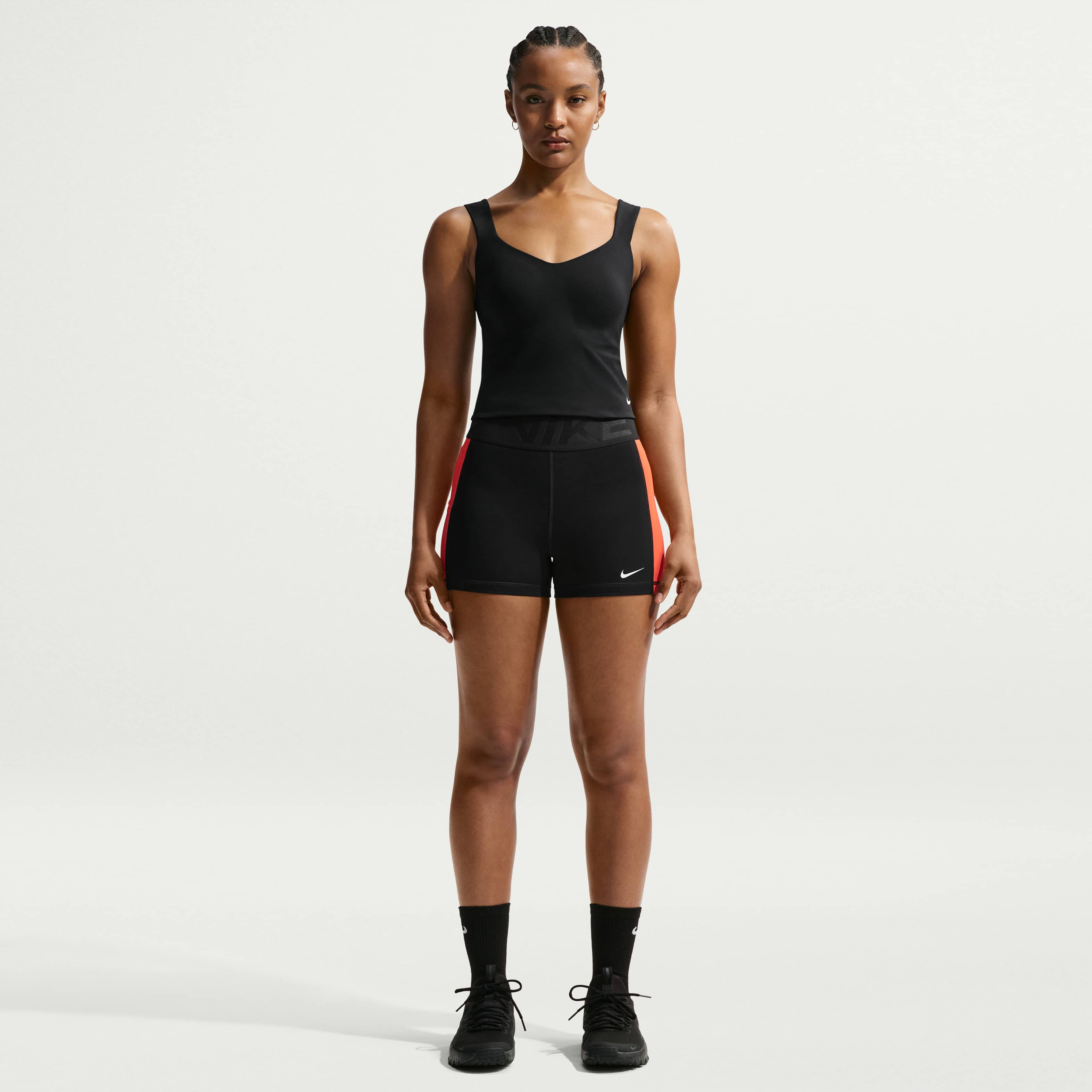 Nike Pro Sculpt image number 3