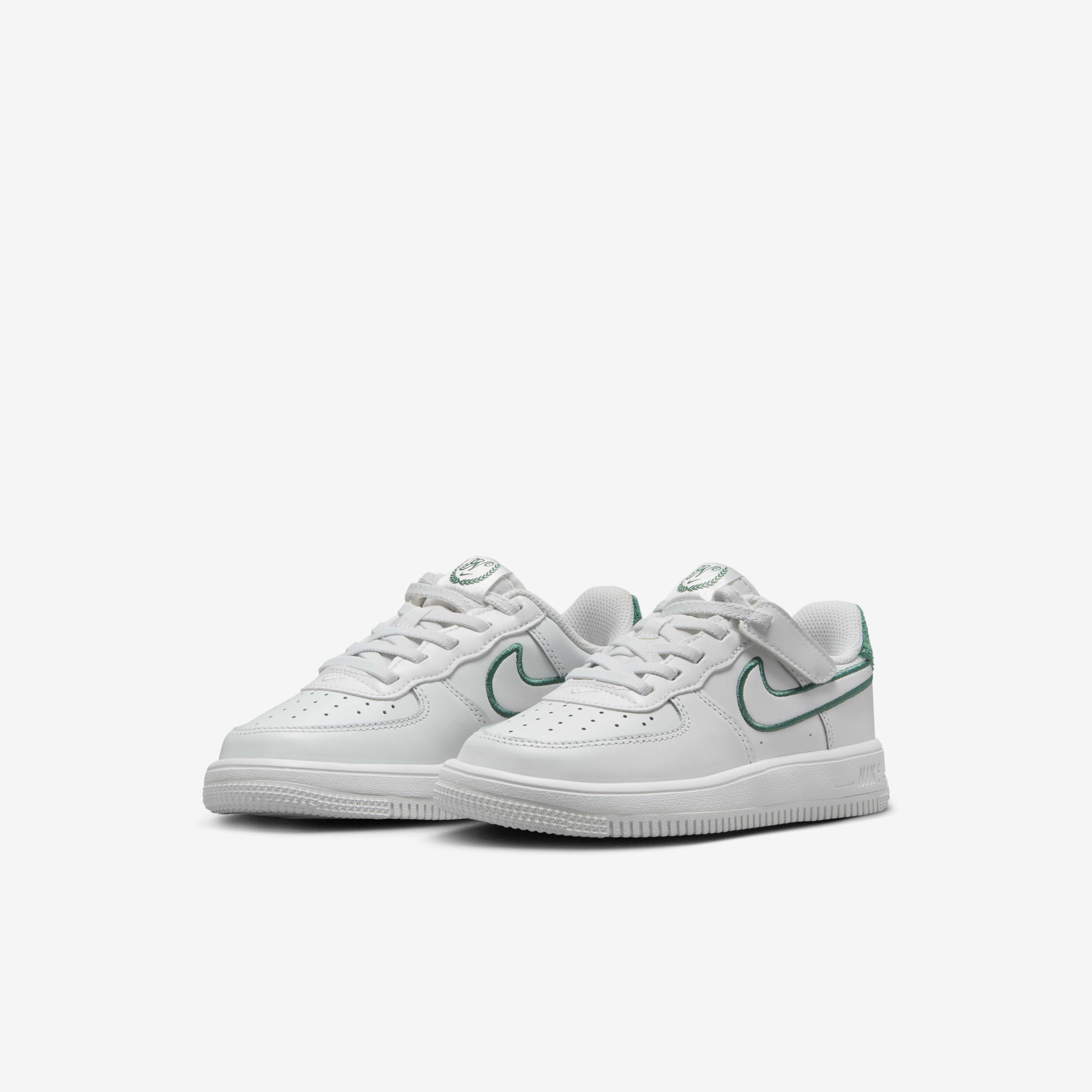 Nike Force 1 Low LV8 EasyOn image number 4