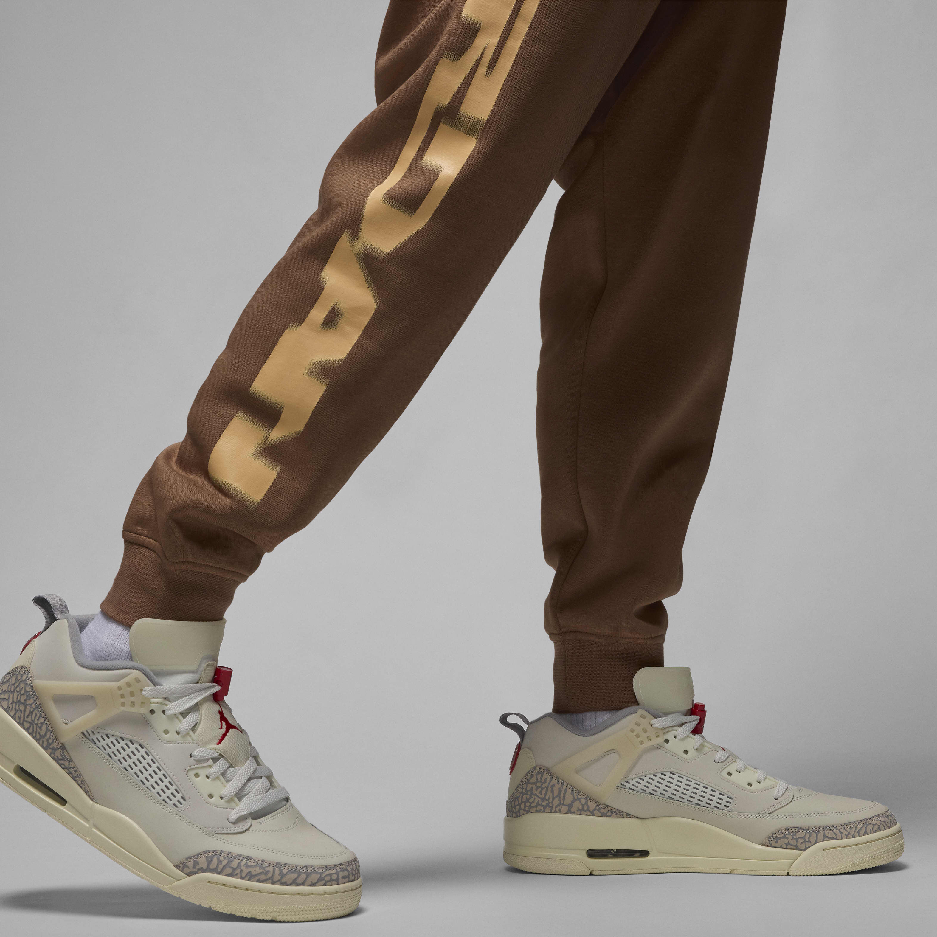 جوردن ام في بي image number 6