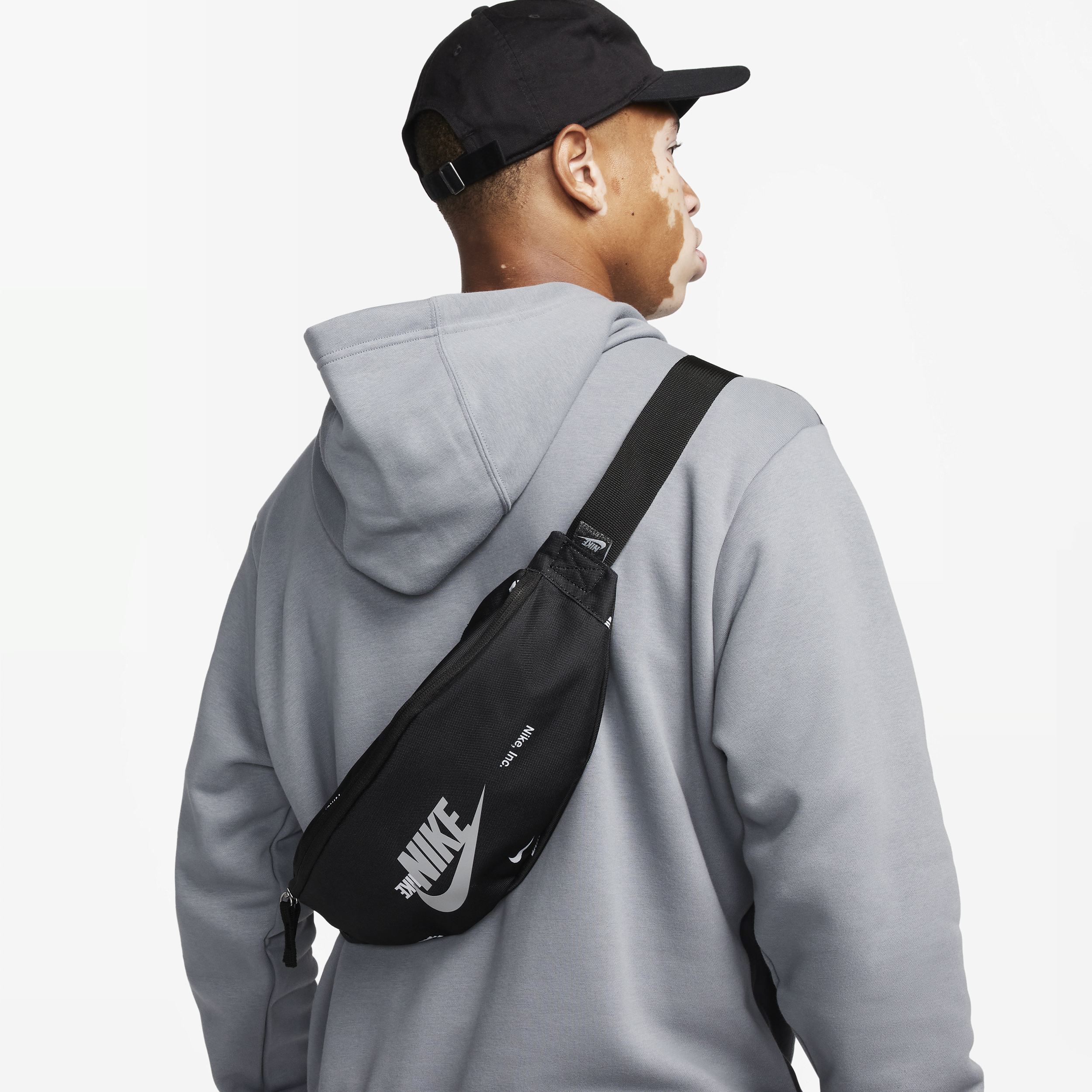 Sportswear heritage hip pack store