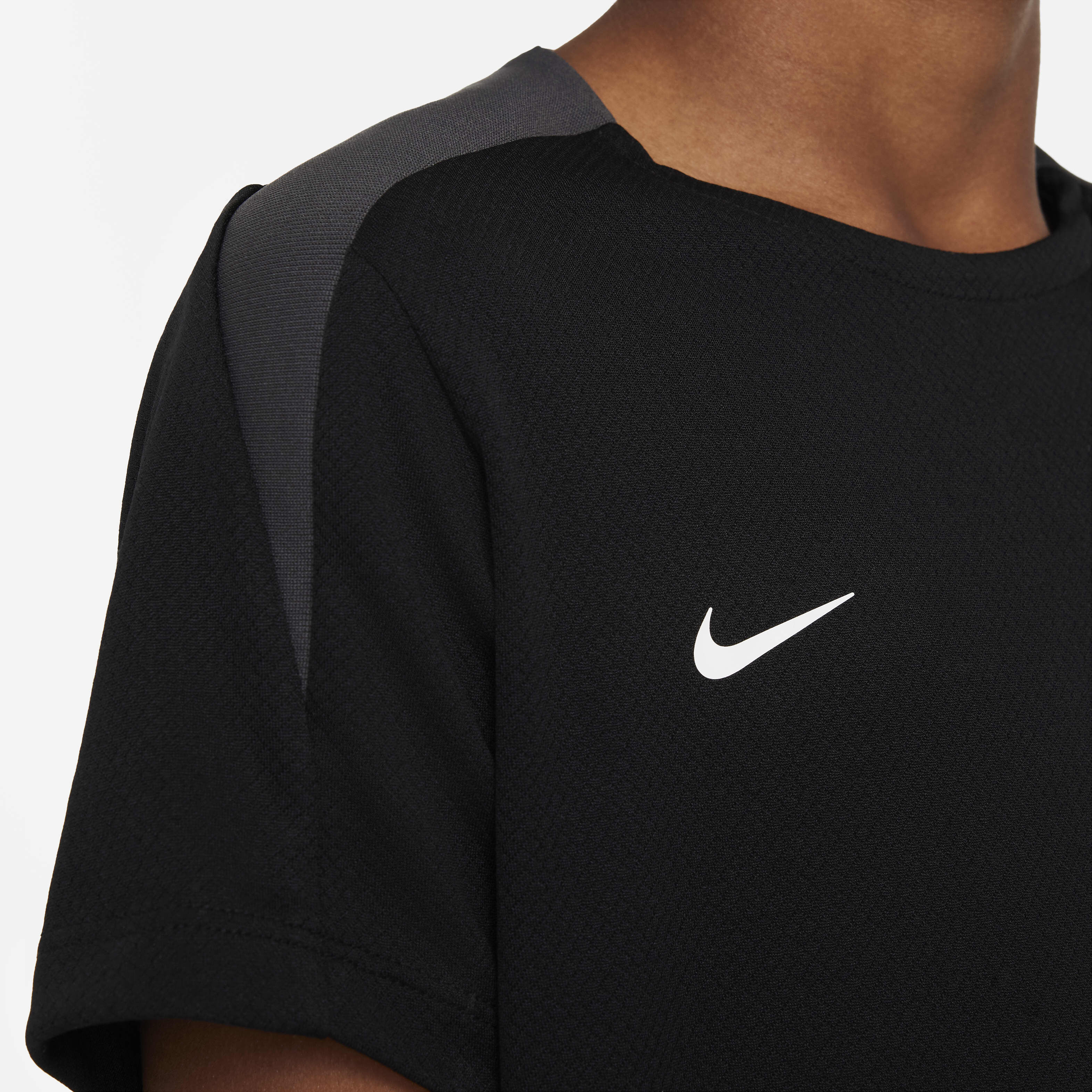 Nike Dri-FIT Strike image number 3