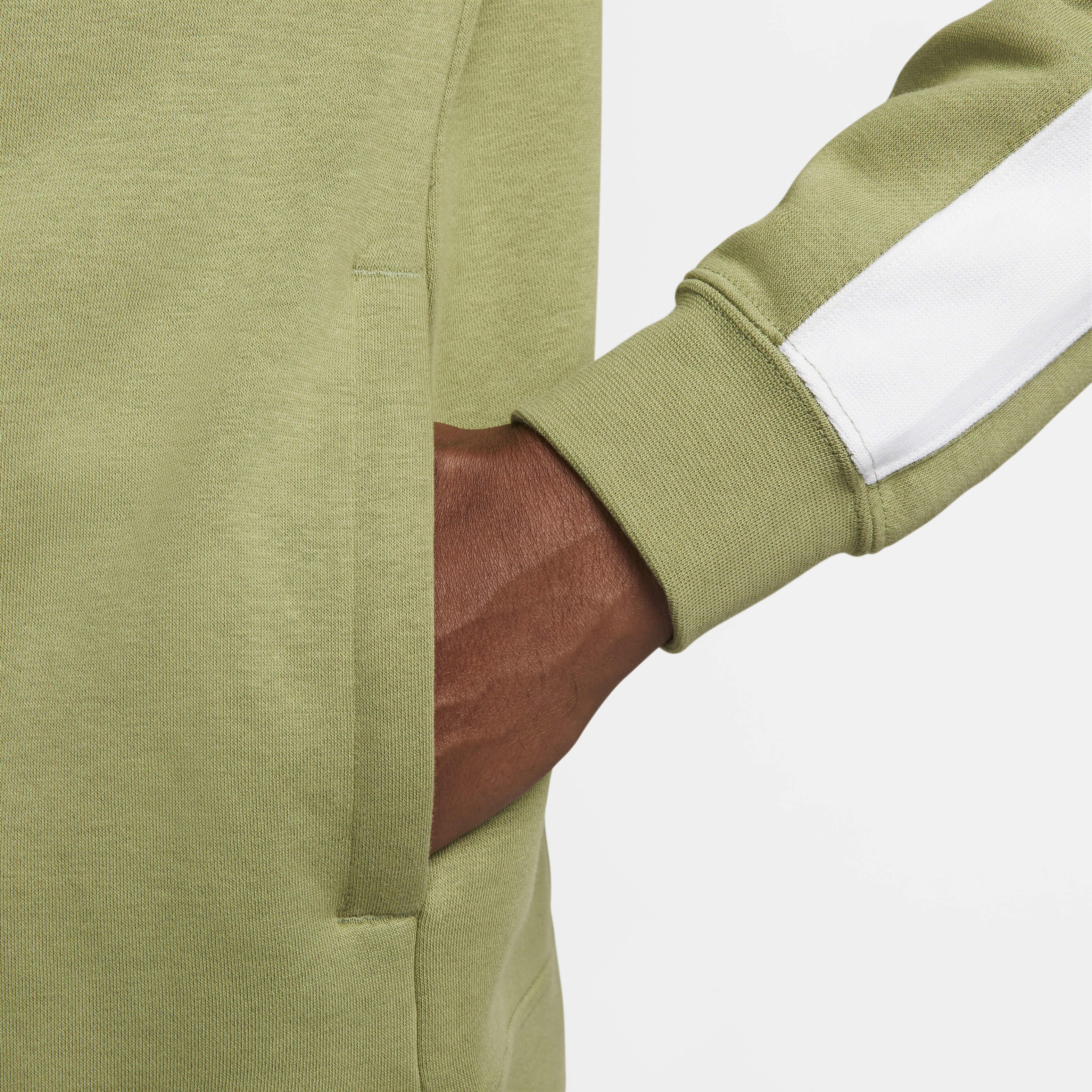 نايكي سبورتسوير كلوب فليس image number 3