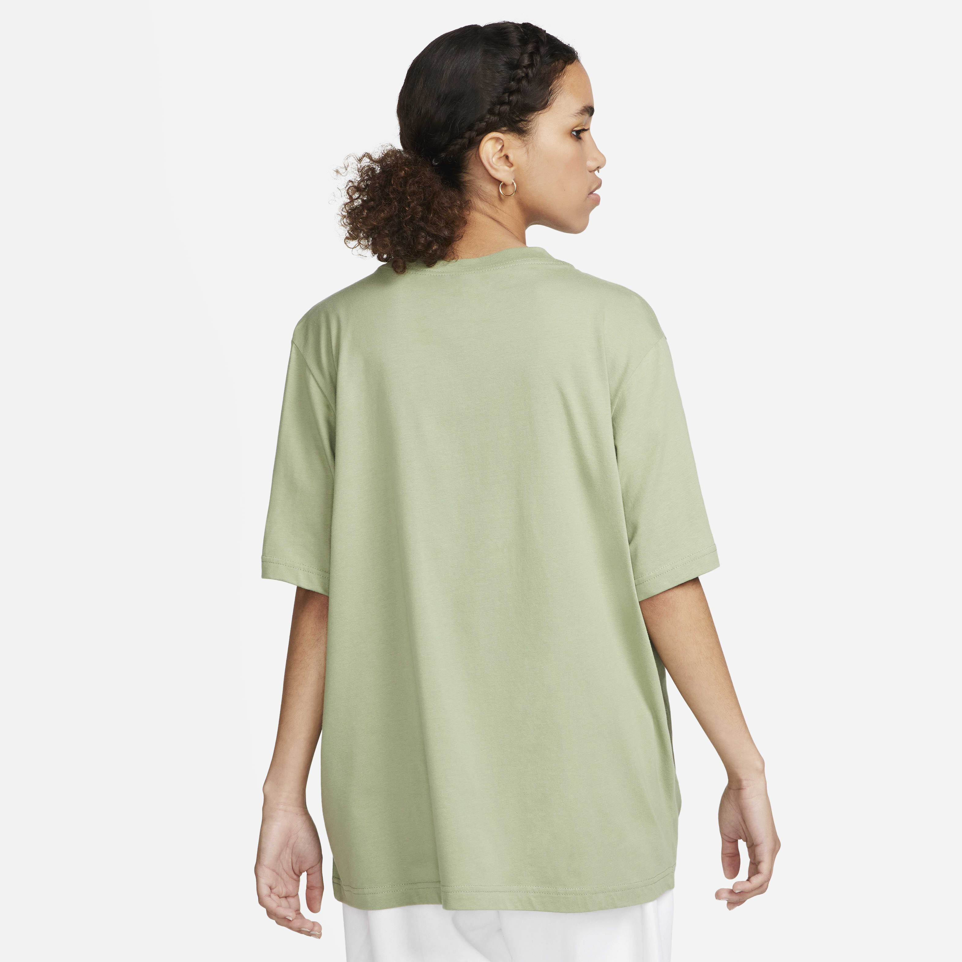 نايكي سبورتسوير ايسنشال image number 1