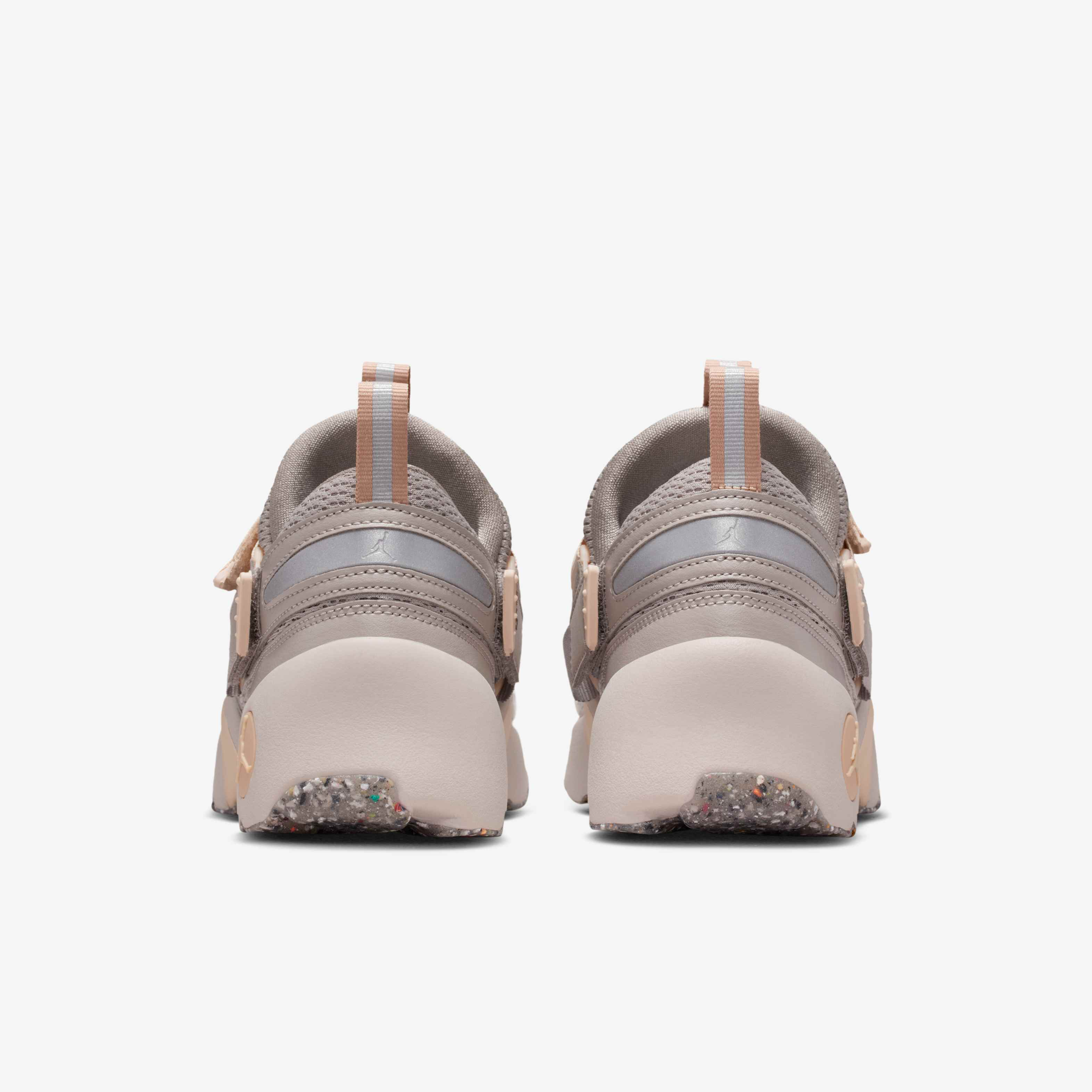 Jordan Trunner LX image number 5