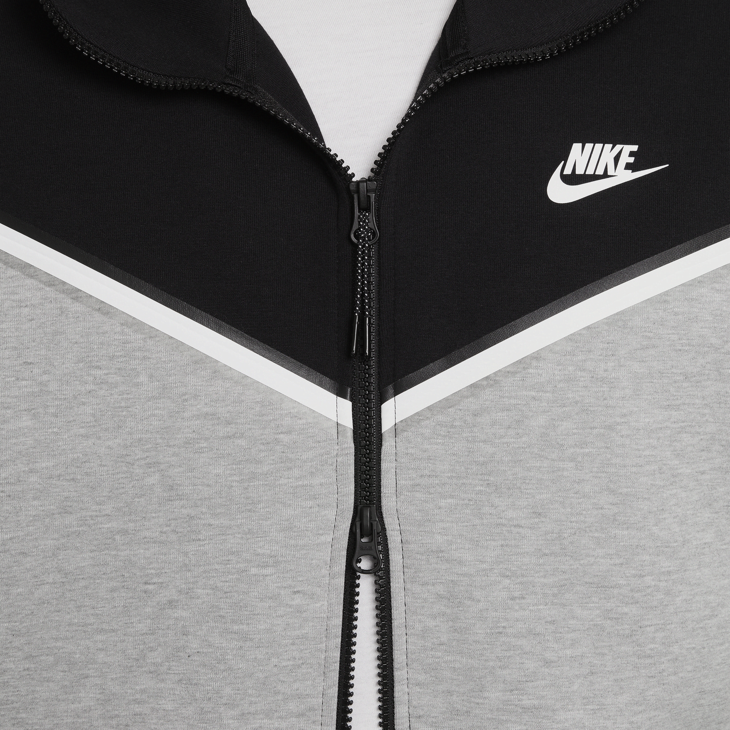 Nike Sportswear Tech Fleece image number 11