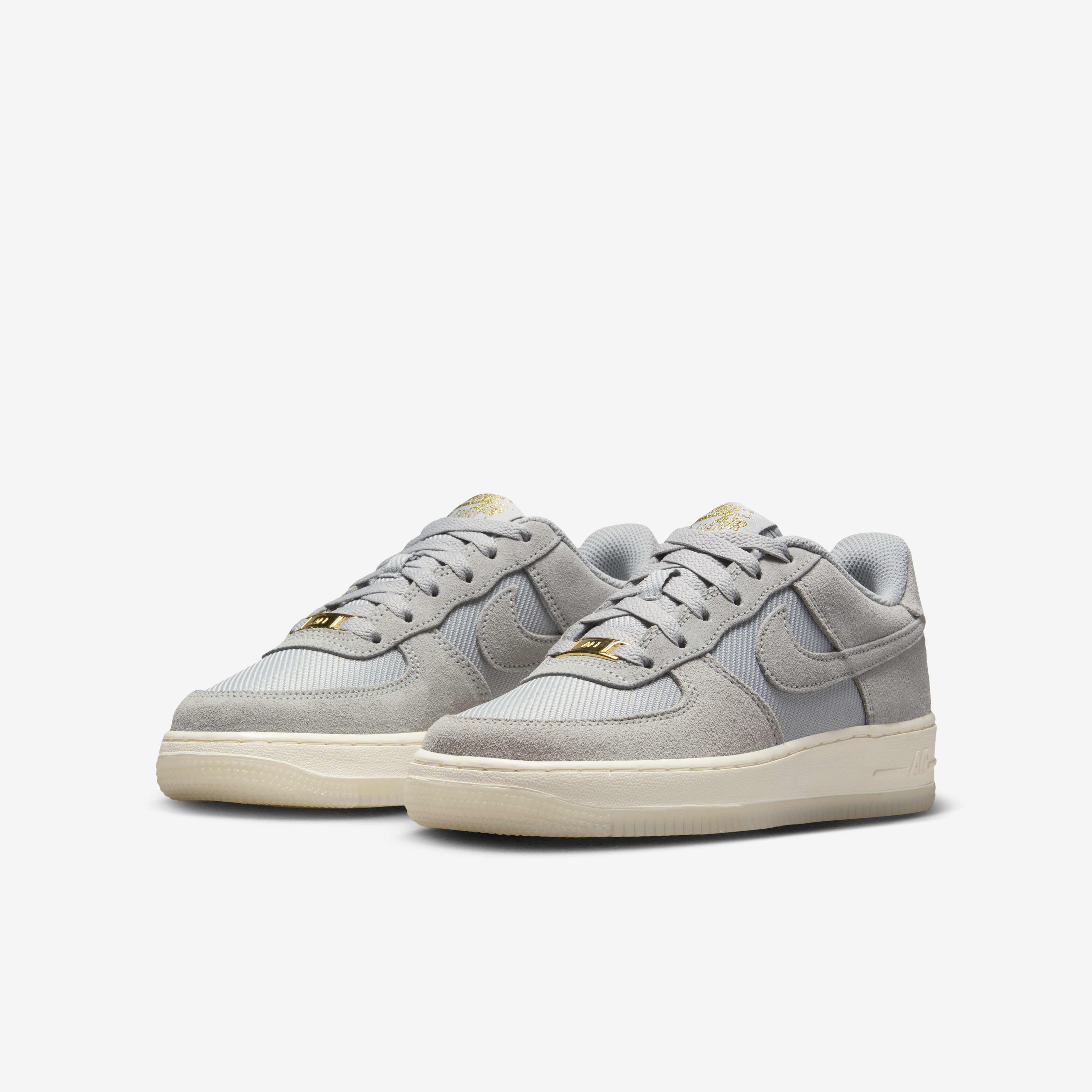 Nike Air Force 1 LV8 image number 4