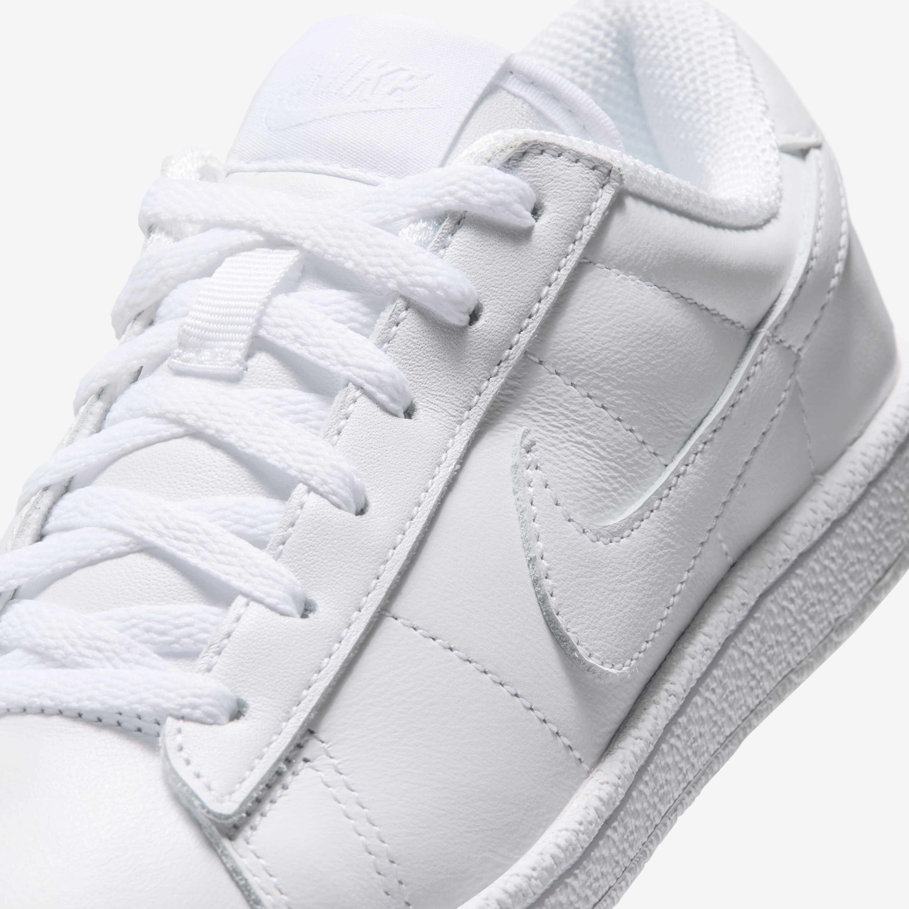 Nike Tennis Classic image number 6