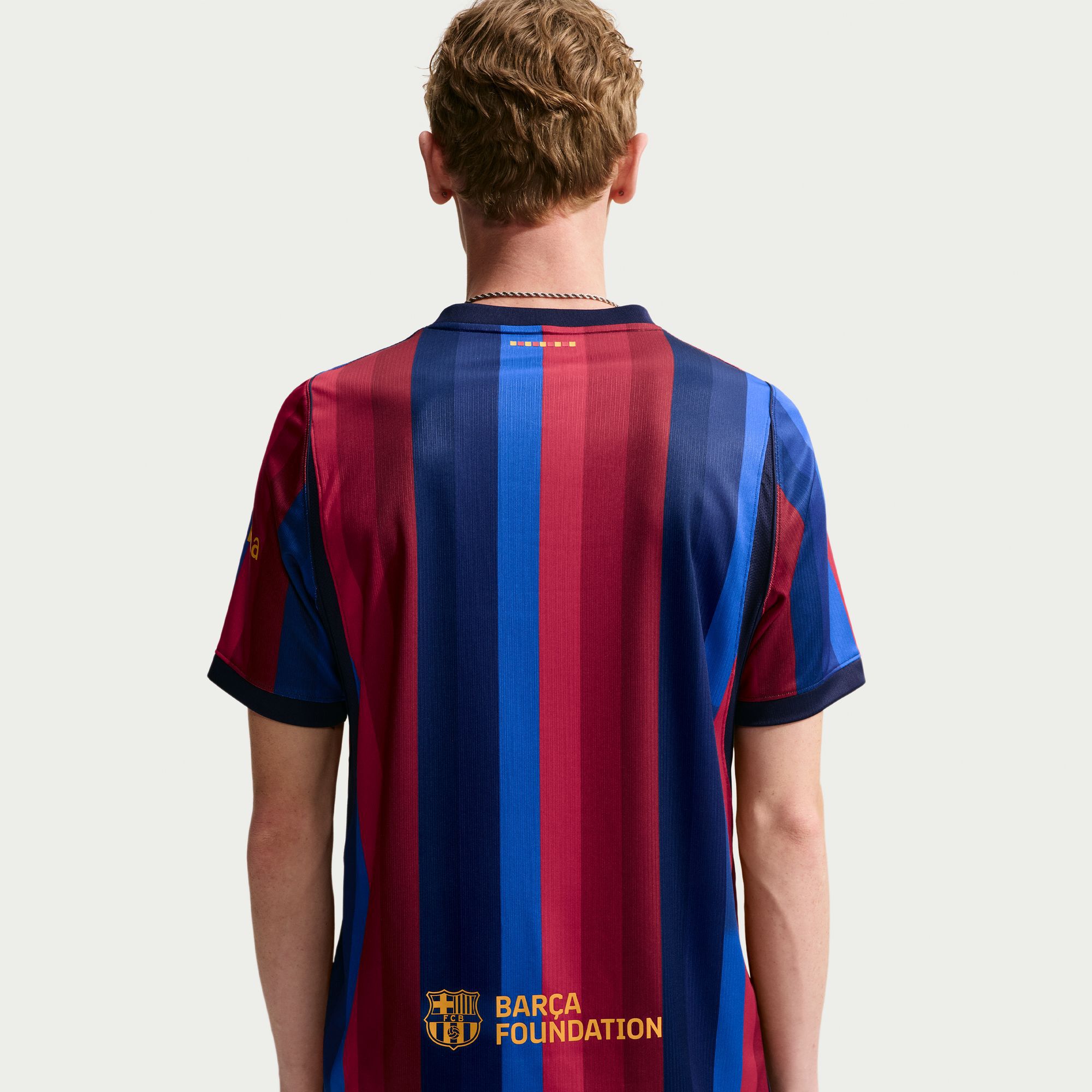 برشلونة الأساسي 27/2026 ستاديوم image number 6