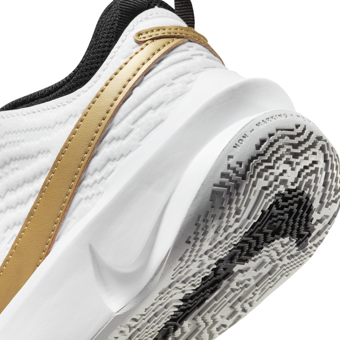 Nike Team Hustle D 10