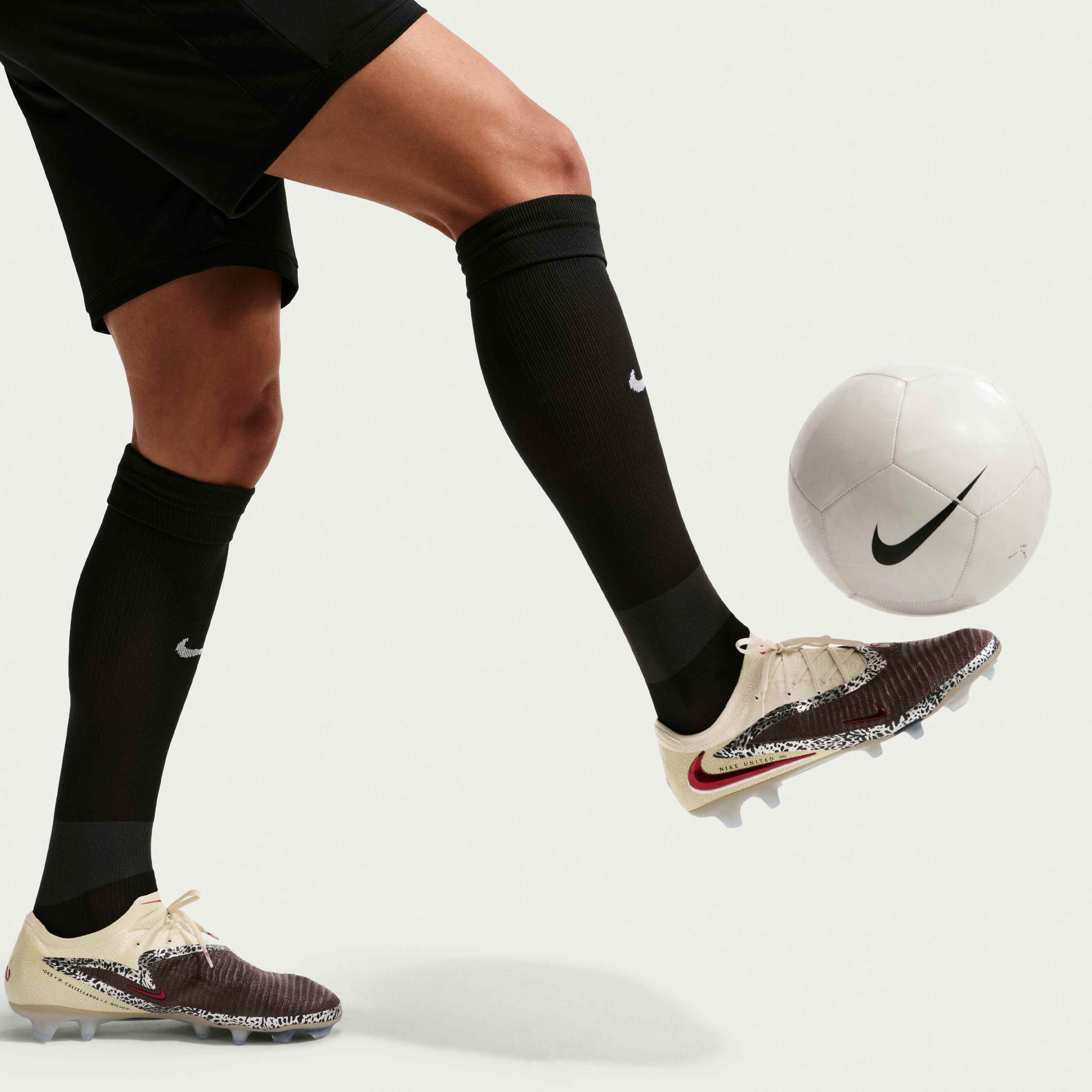 Nike United Phantom 6 Low Elite image number 10