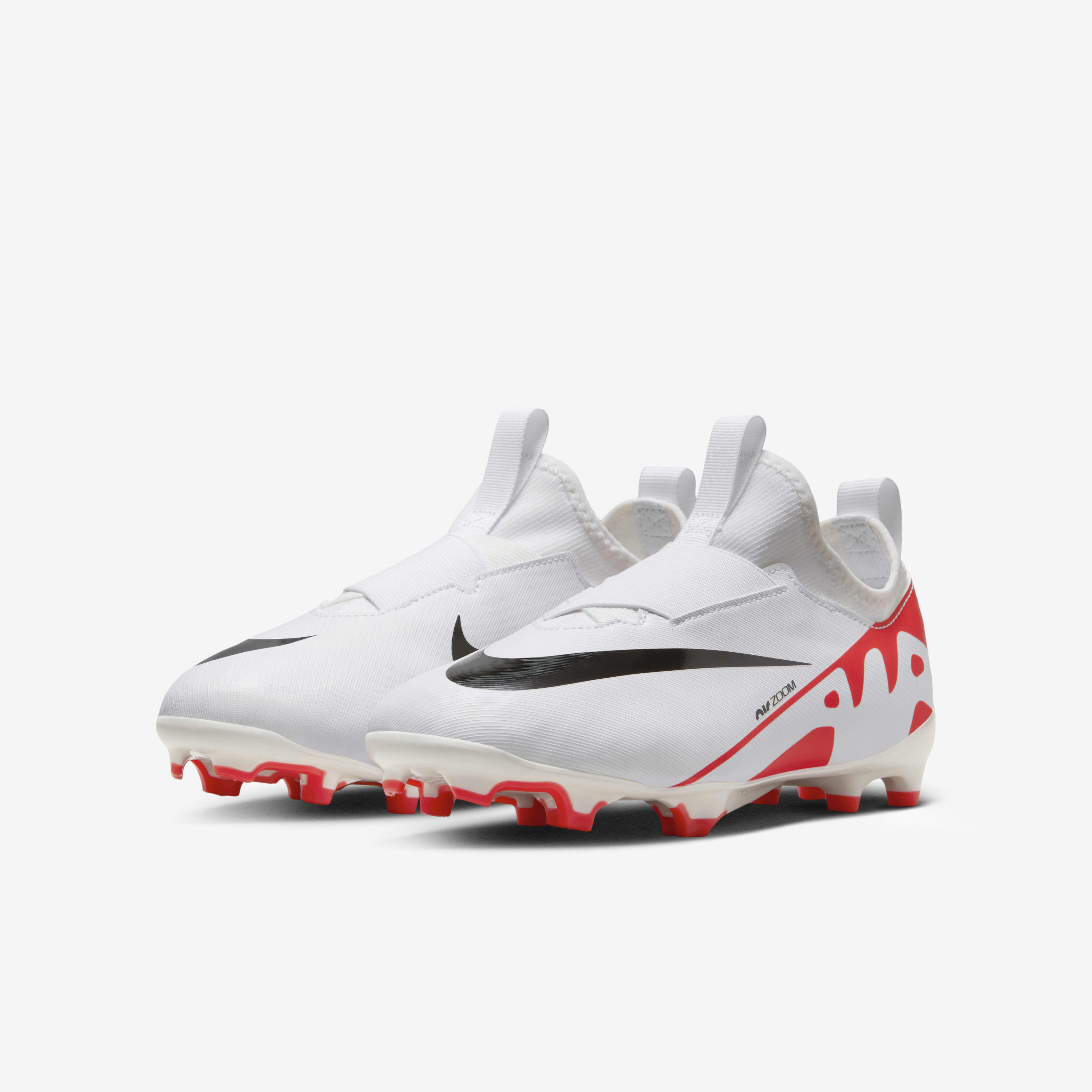 Nike Jr. Mercurial Vapor 15 Academy image number 4