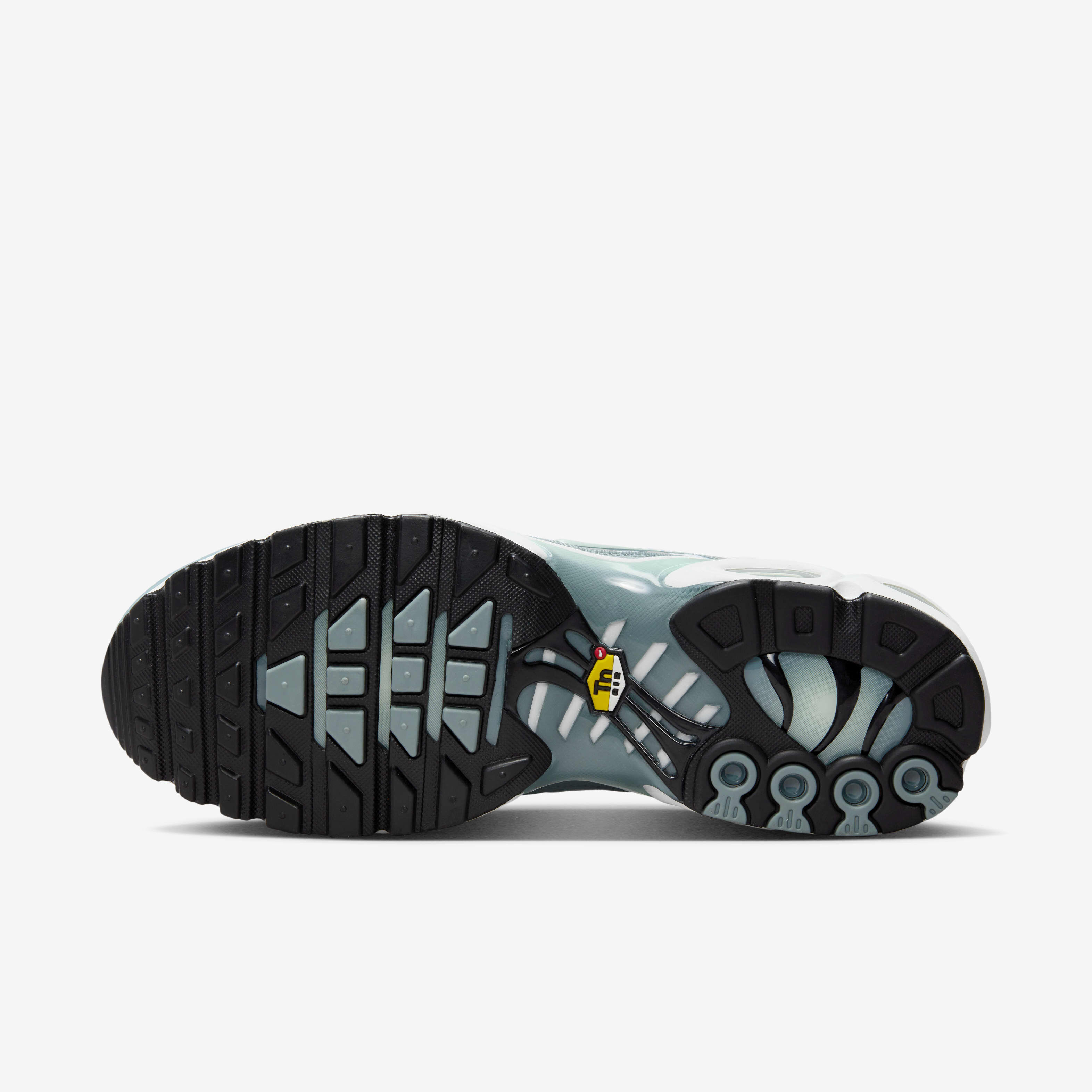 Nike Air Max Plus image number 1