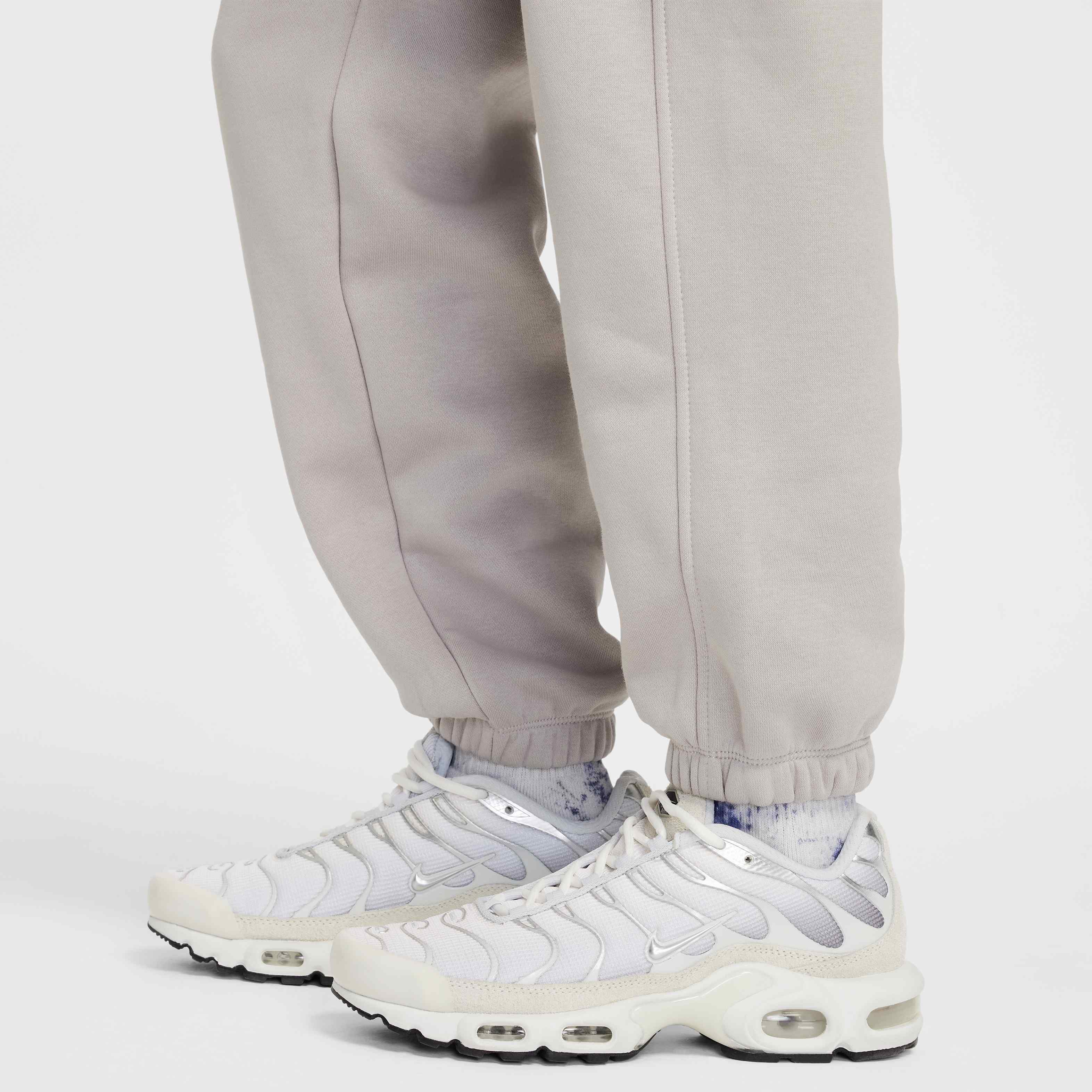 نايكي سبورتسوير كلوب فليس image number 5