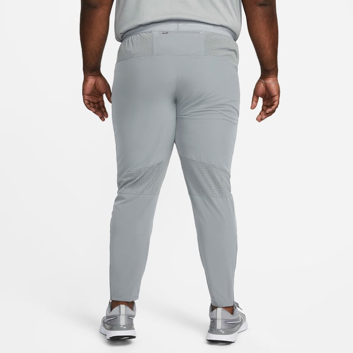Nike Phenom image number 11 Nike Phenom image number 11