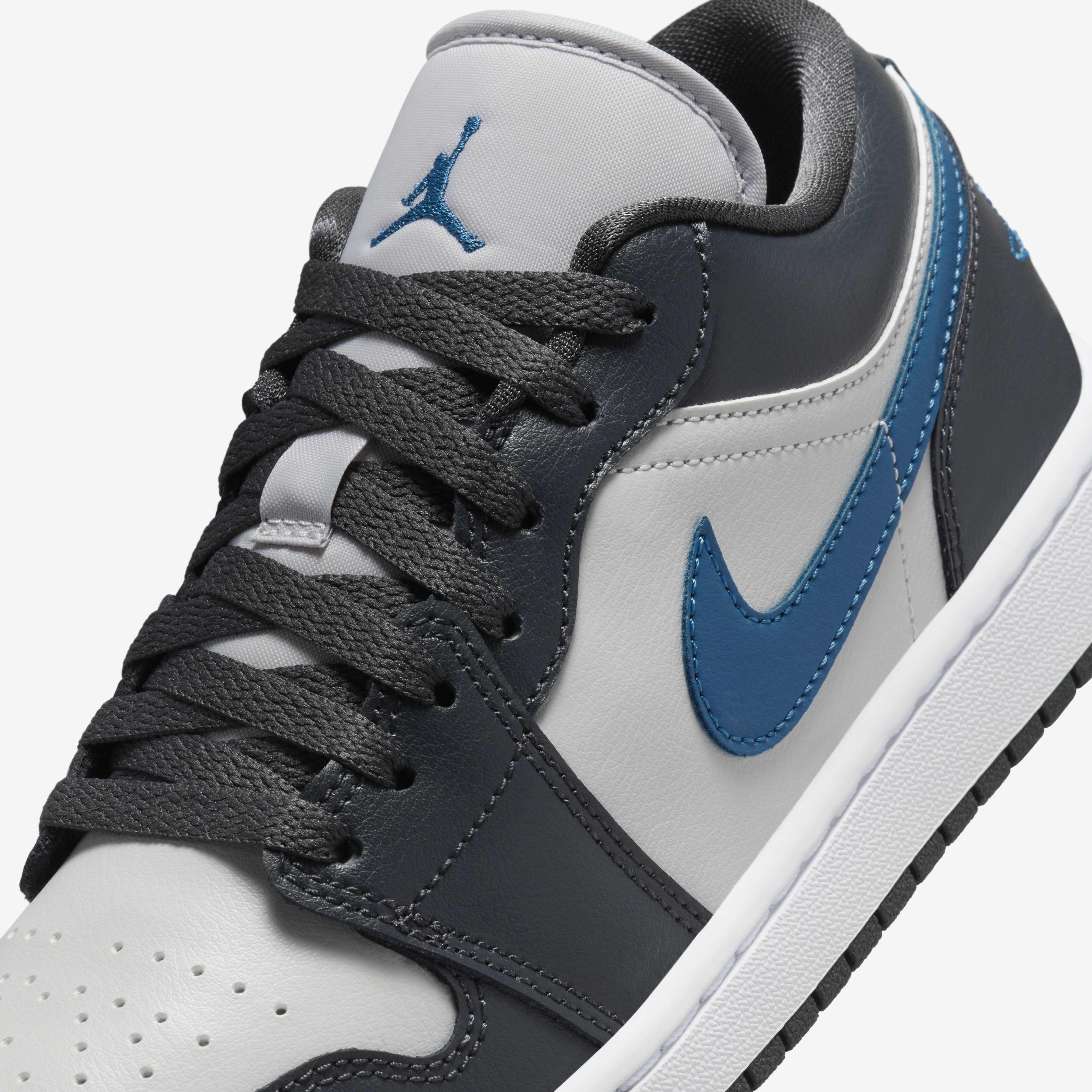Air Jordan 1 Low image number 6