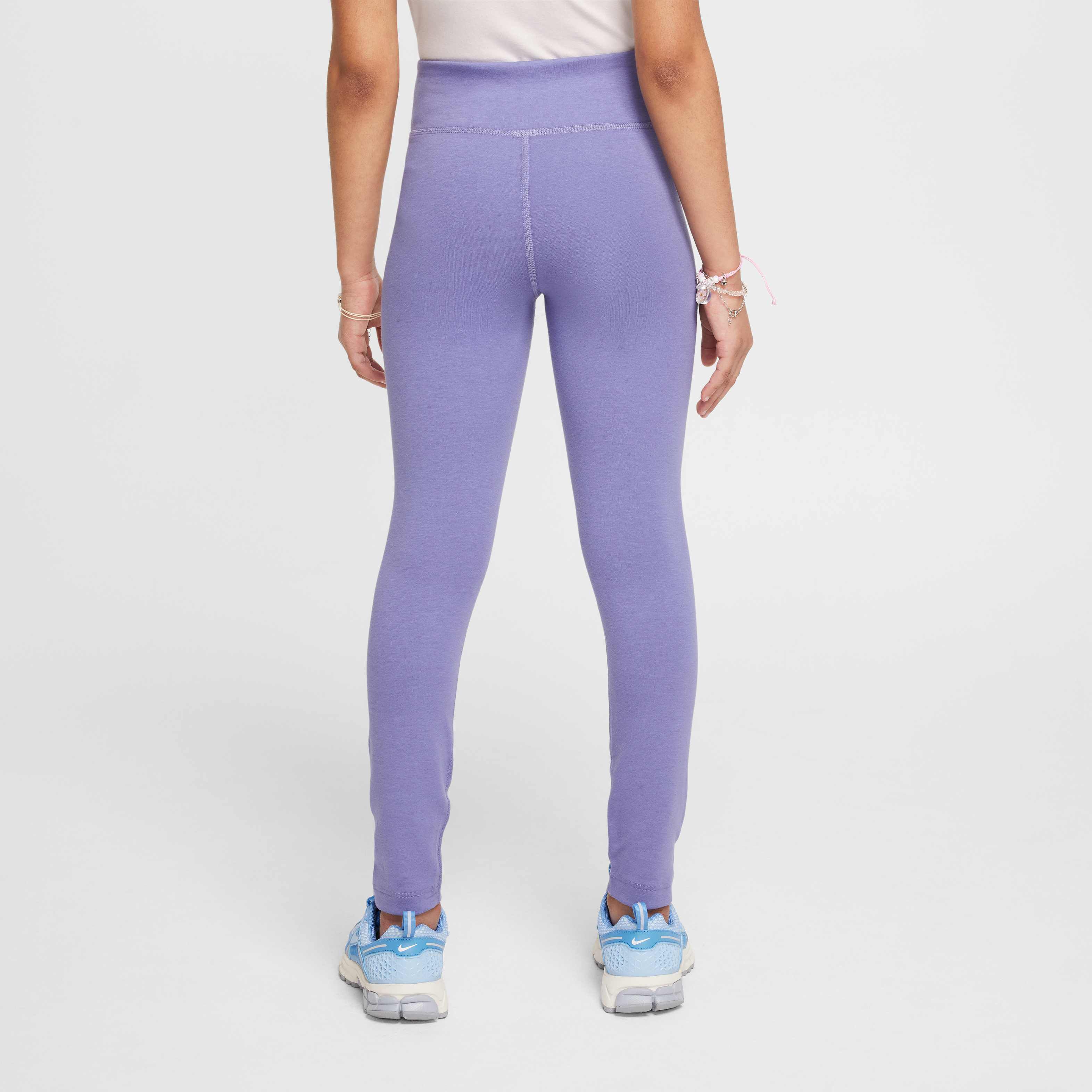 نايكي سبورتسوير كلاسيك image number 1