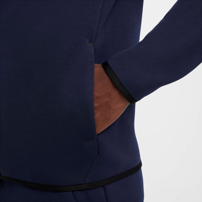 نايكي تك image number 6 نايكي تك image number 6