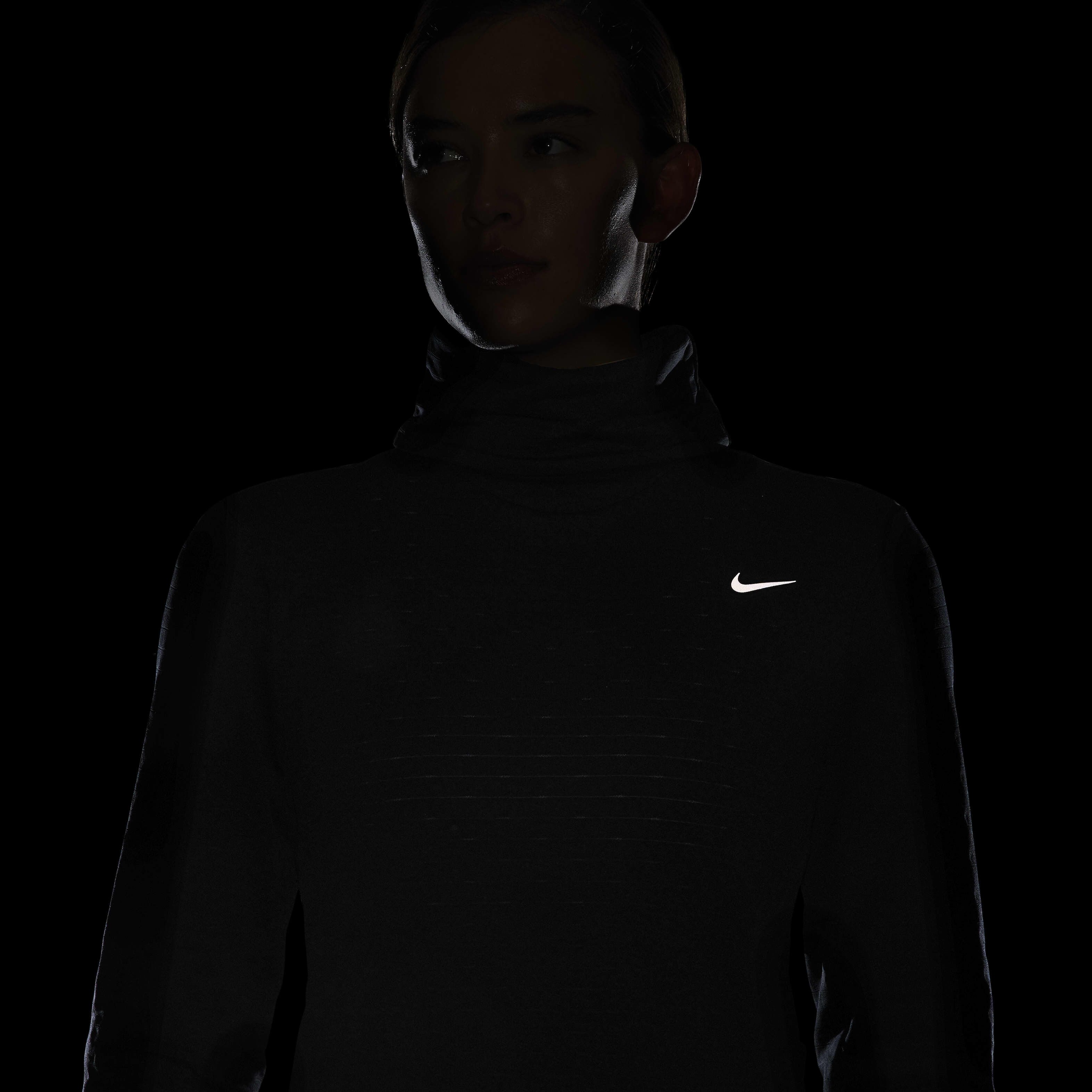 Nike Therma-FIT Swift image number 7