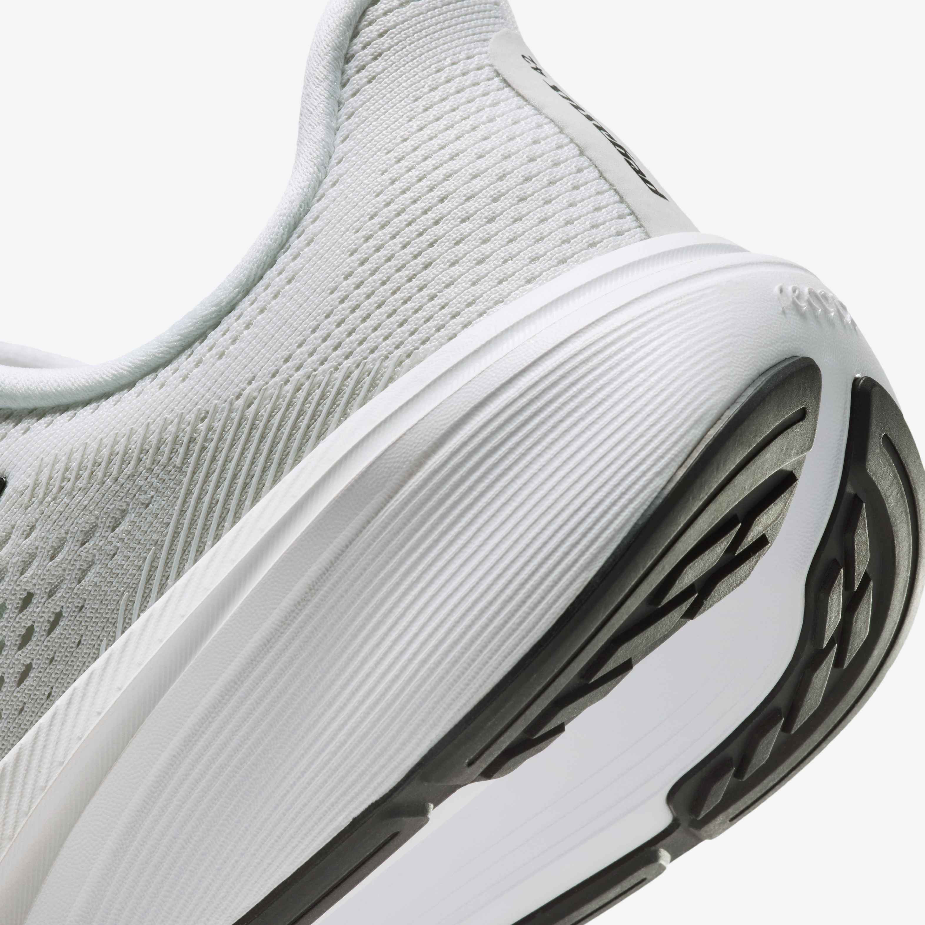 Nike Pegasus 42 image number 16