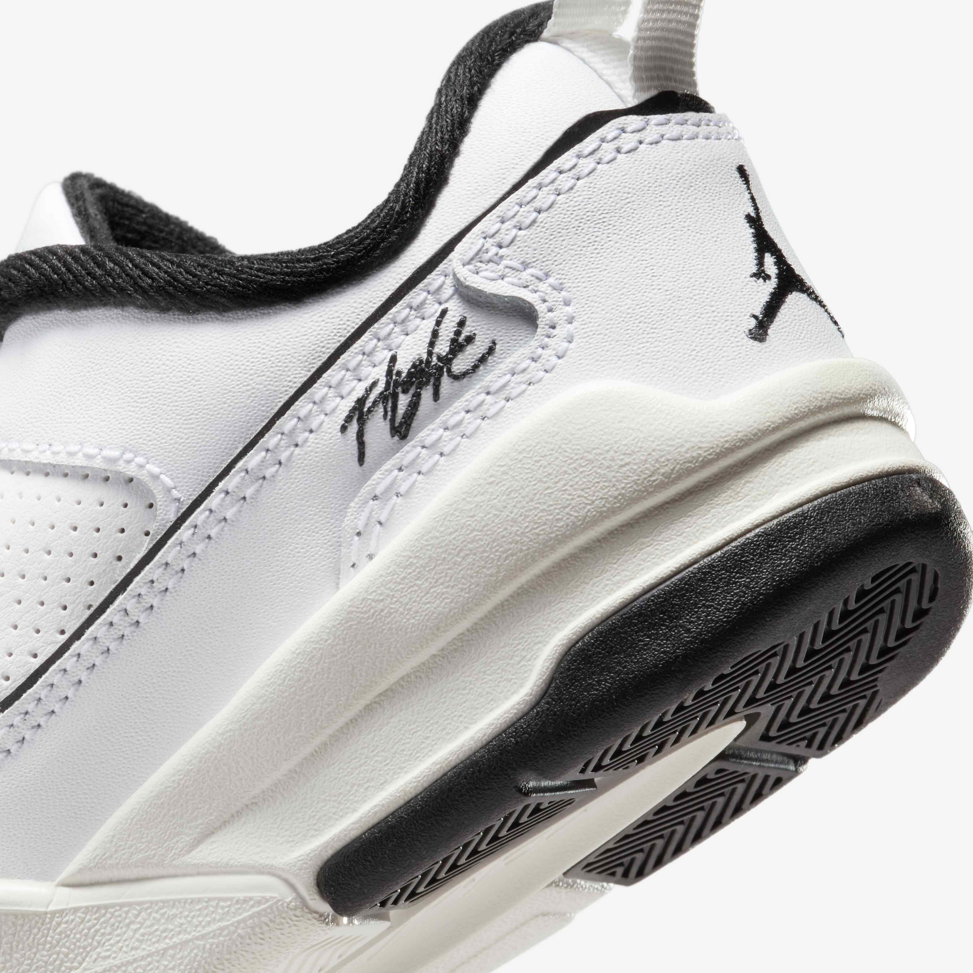 Jordan Flight Court image number 7