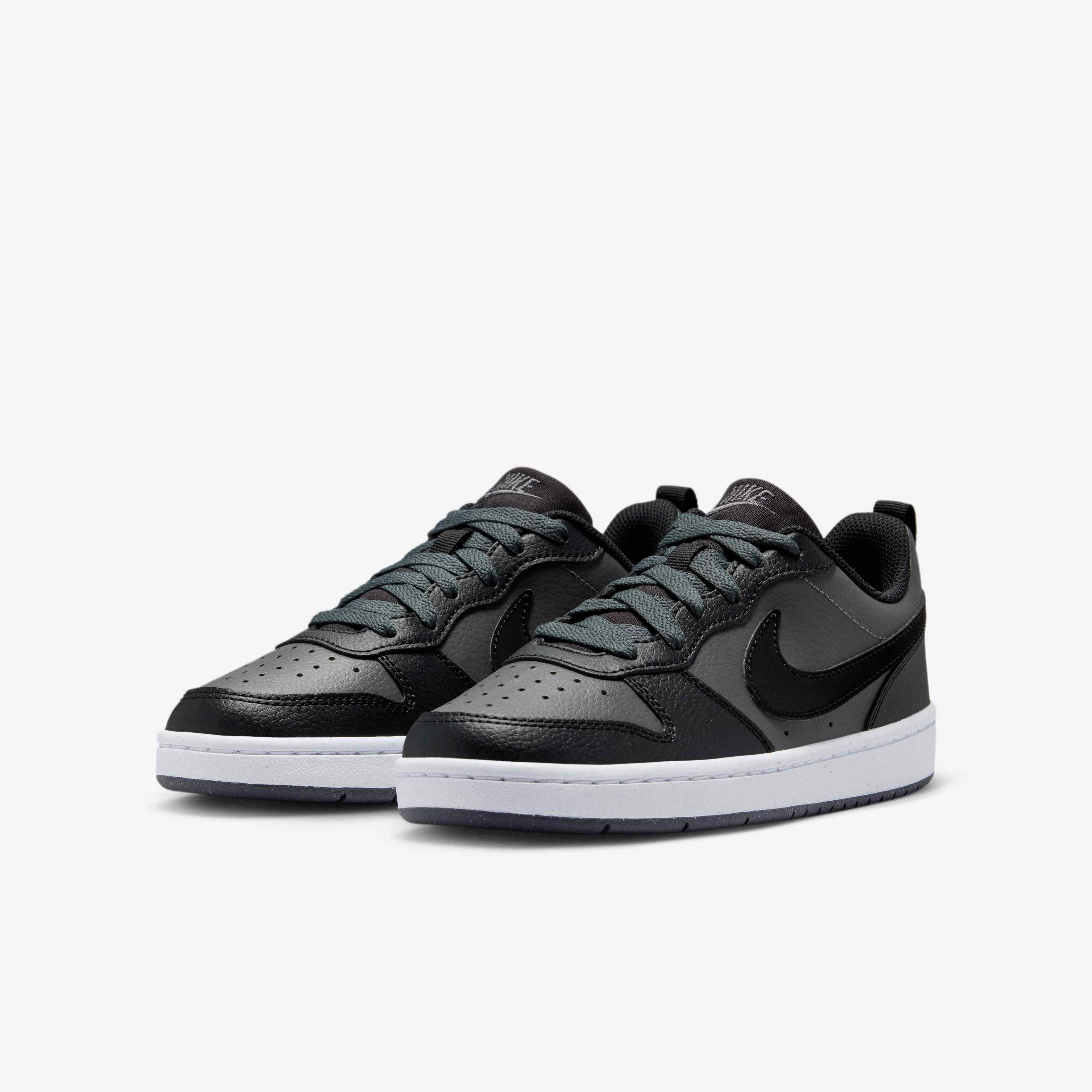 NikeCourt Borough Low image number 4
