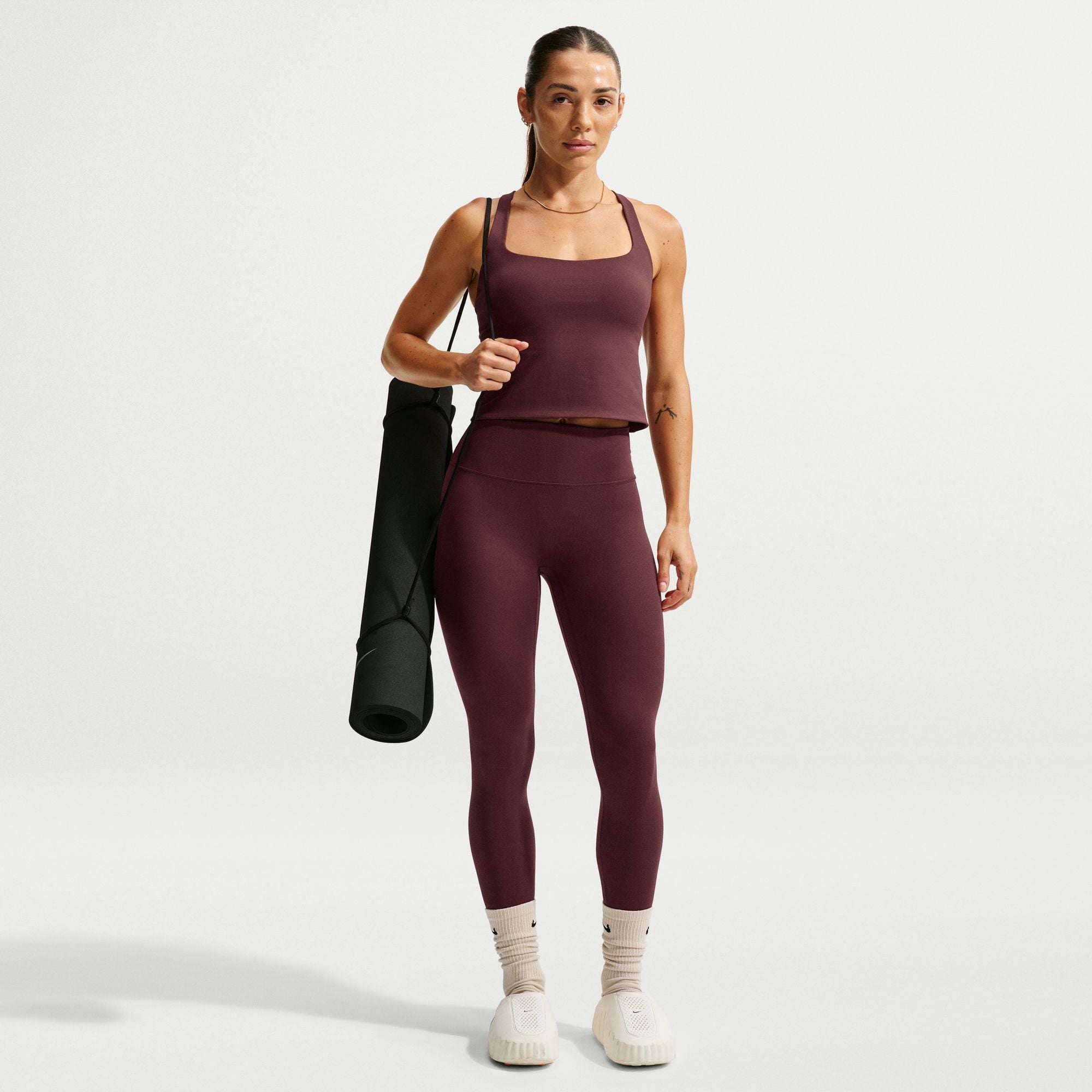 Nike Zenvy image number 0