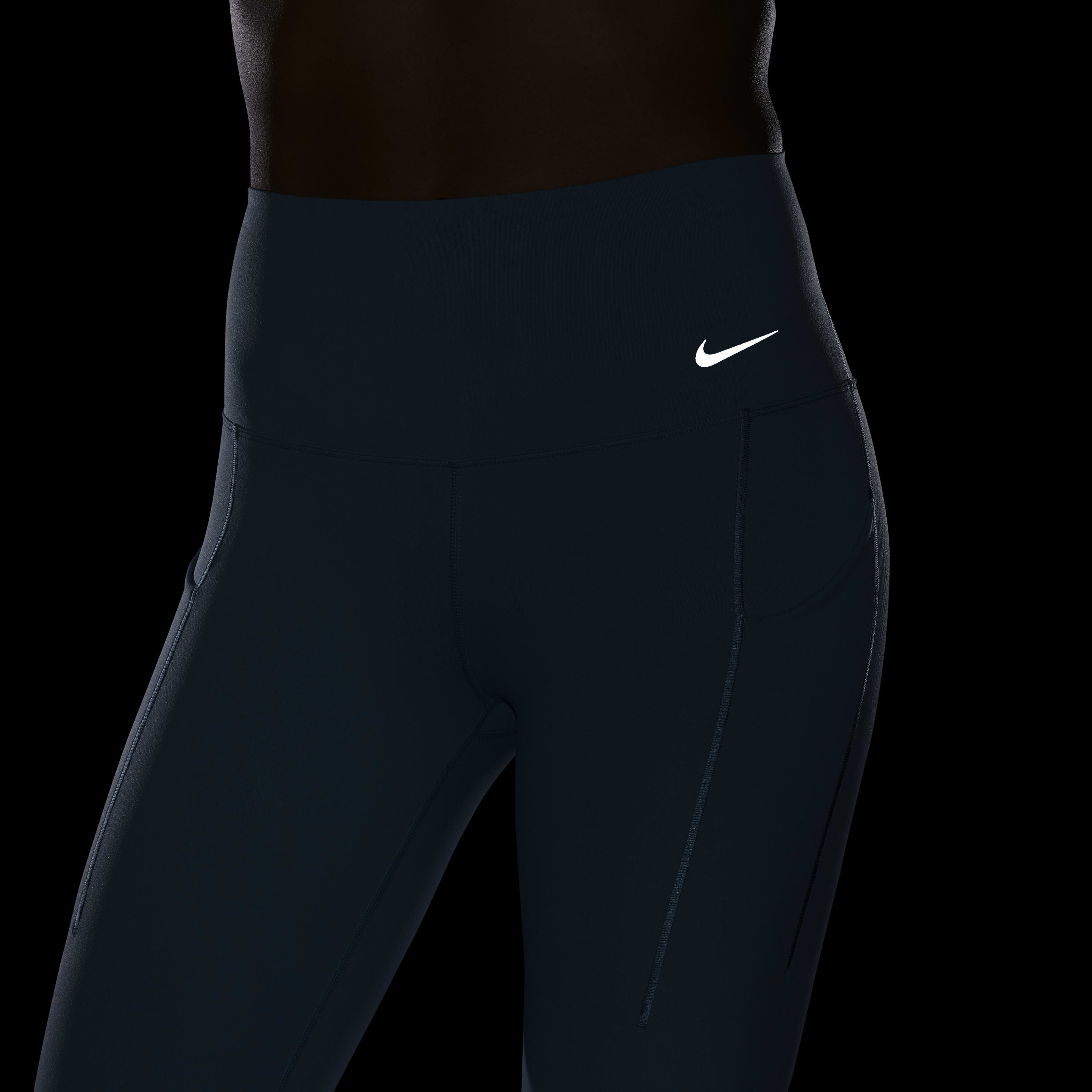Nike Universa image number 7
